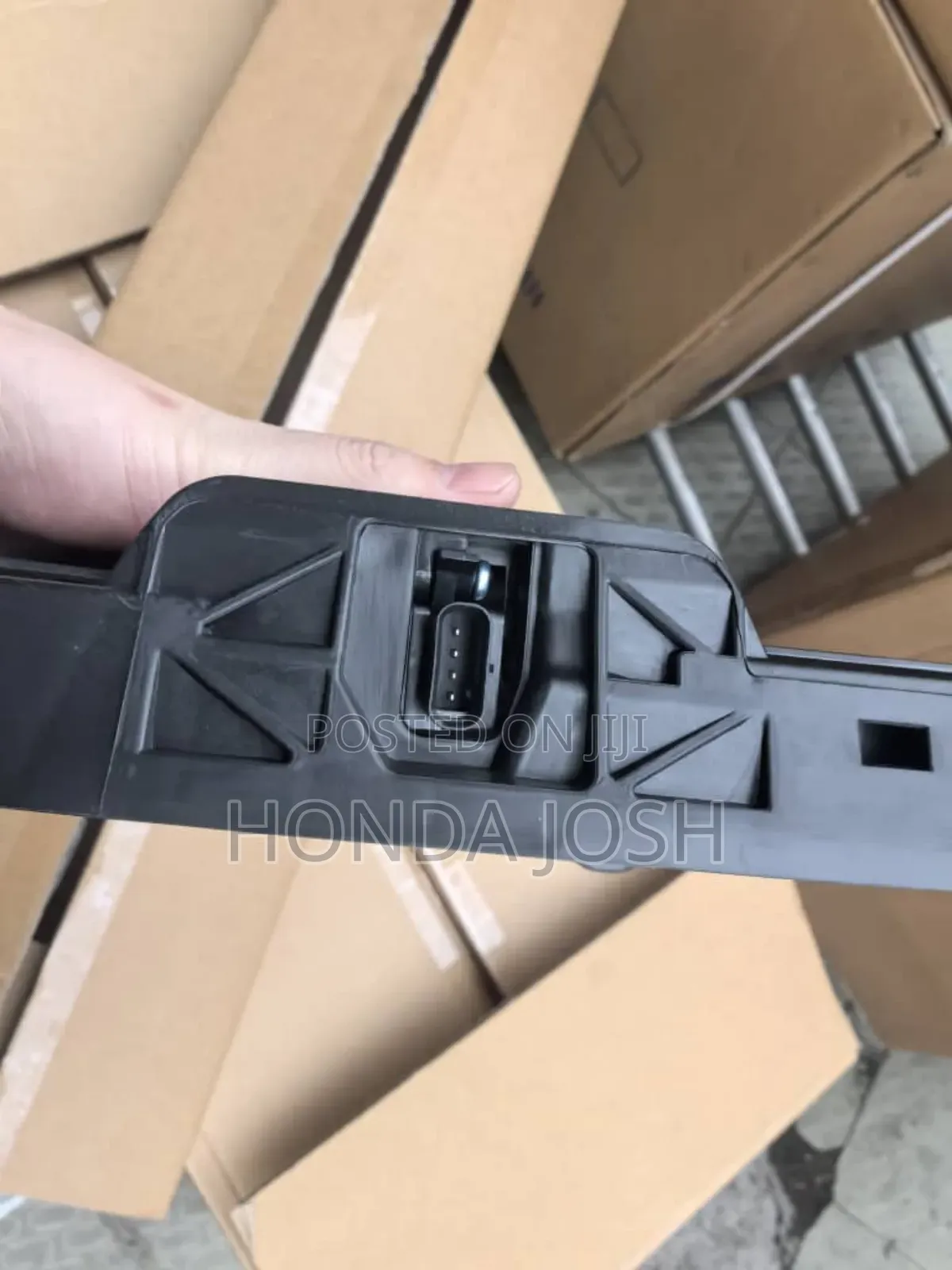 Grille Air Shutter 2023,2024,2025 Honda CRV