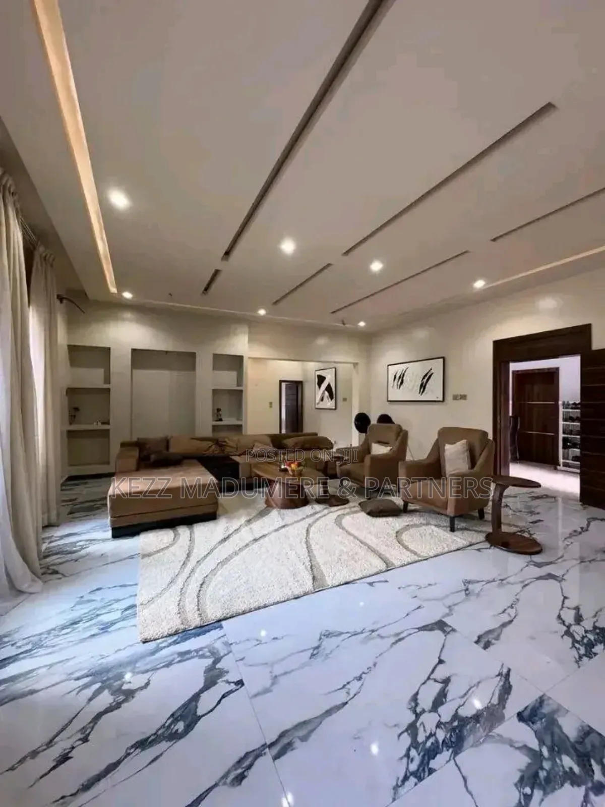 7bdrm Duplex in Gated Estate Sars for sale