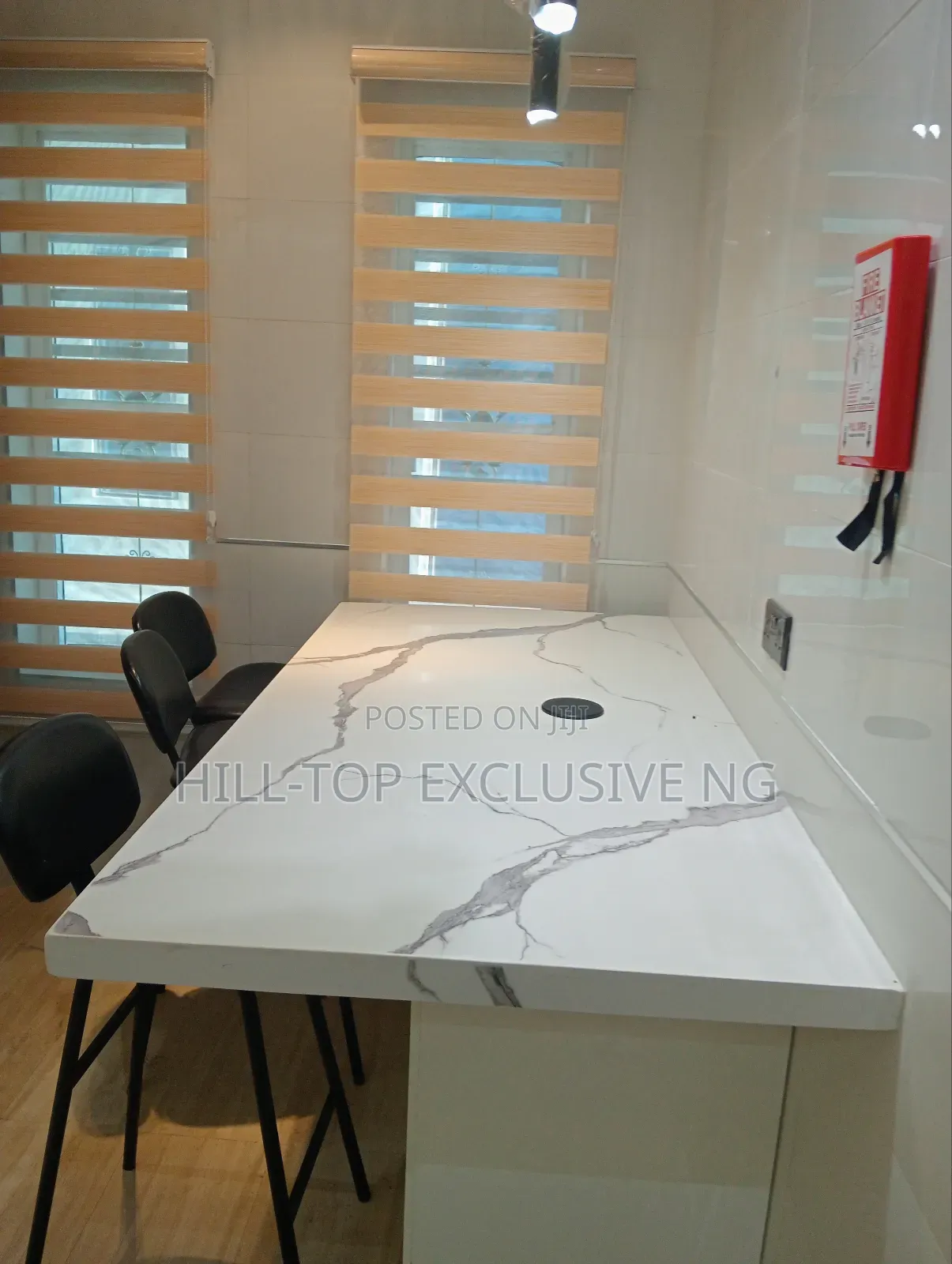 Consoles, Kitchen Cabinets and Wardrobes