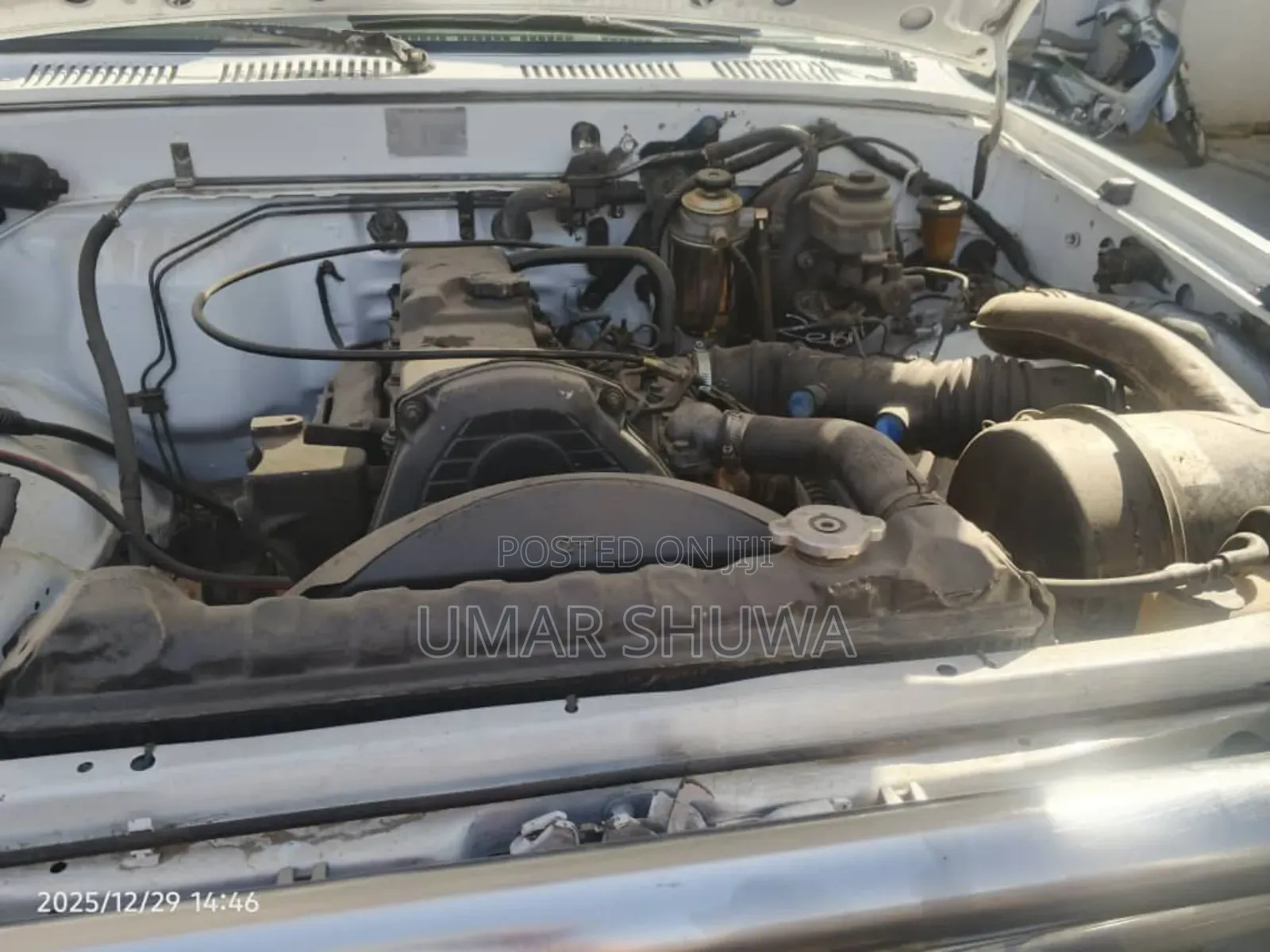 Toyota Hilux 1998 White
