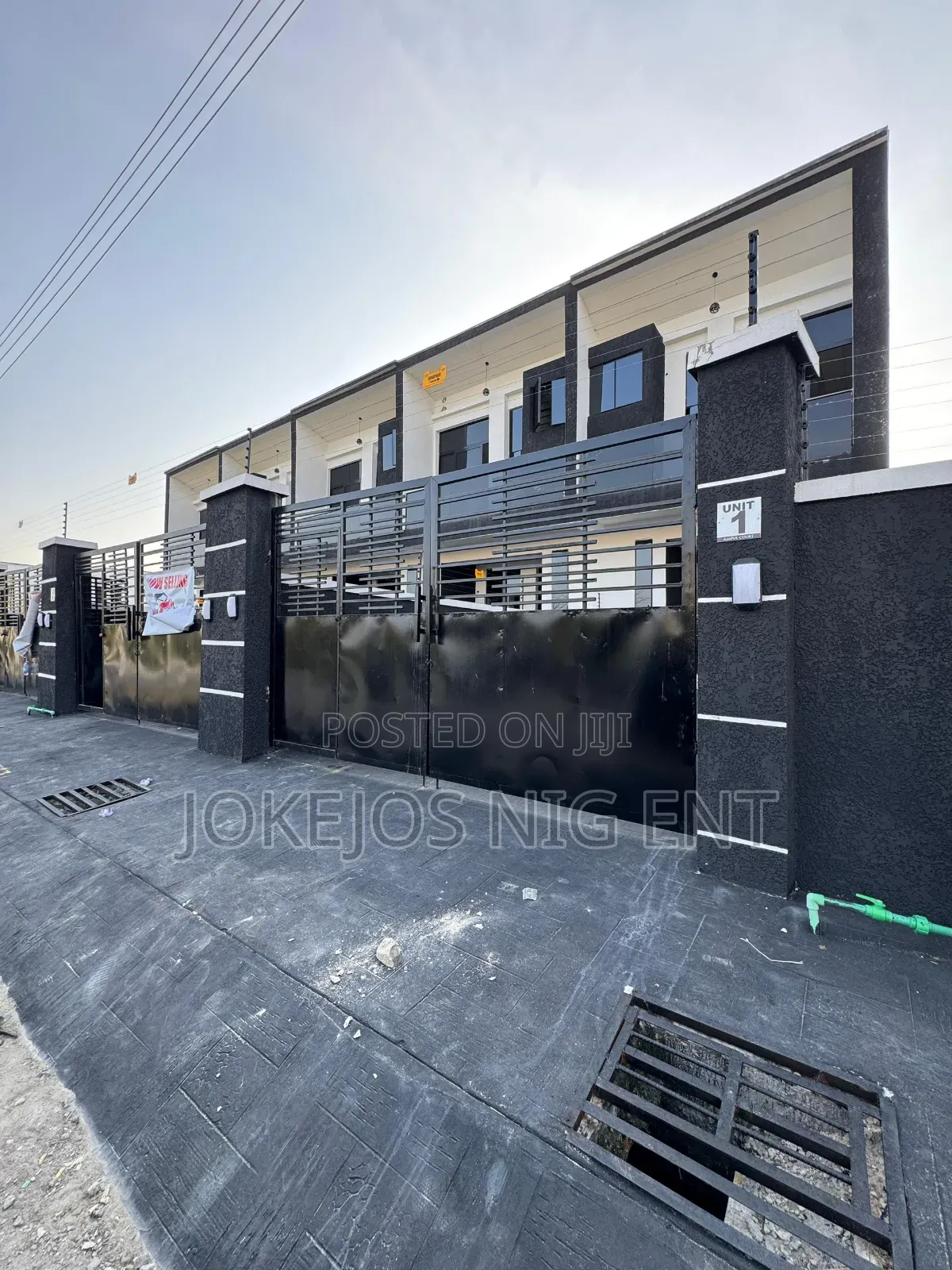4bdrm Duplex in Ikota Gra for sale