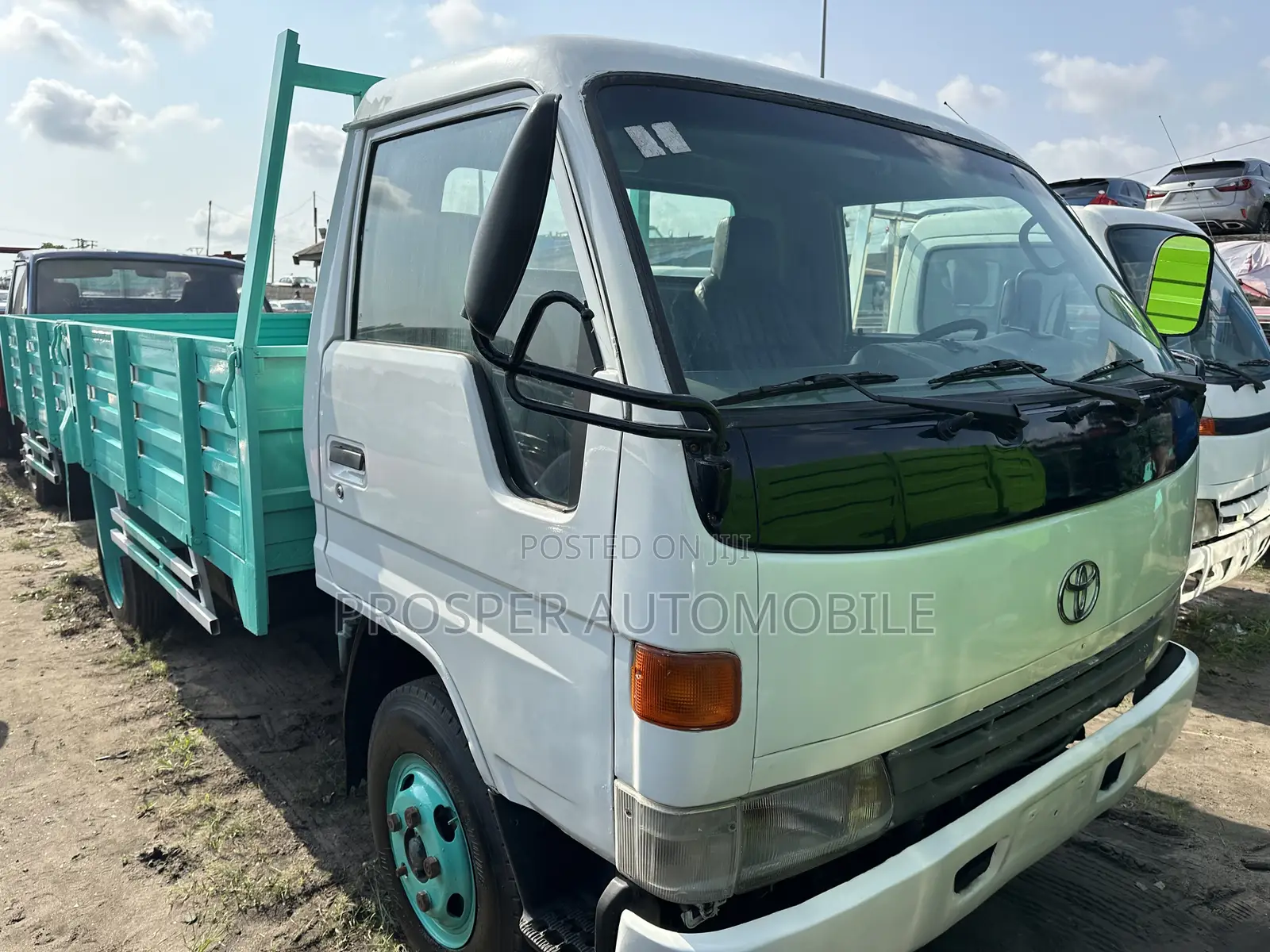 Toyota Dyna 300 Petrol Engine