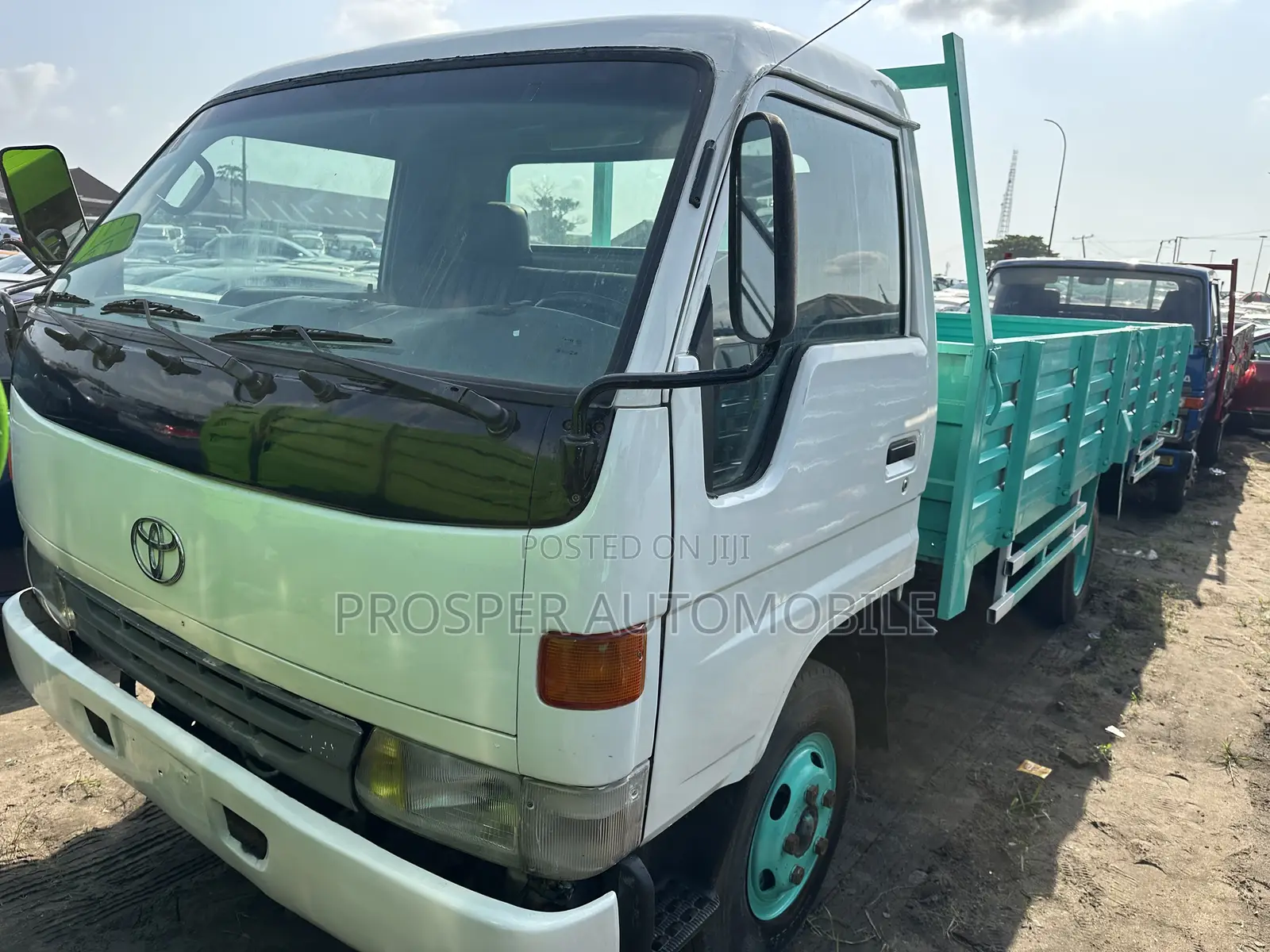 Toyota Dyna 300 Petrol Engine