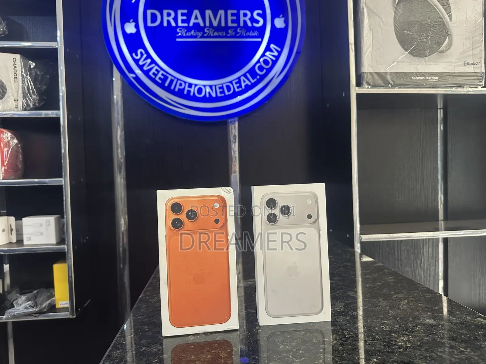 New Apple iPhone 17 Pro Max 256 GB Orange