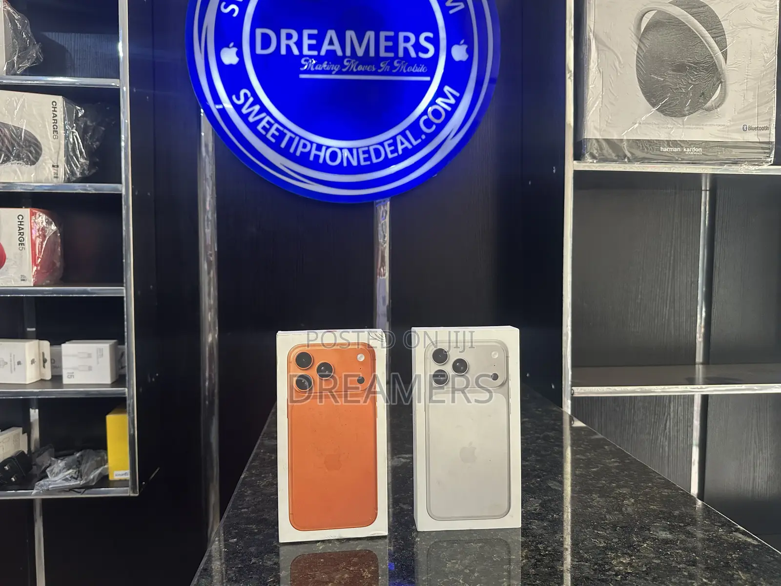 New Apple iPhone 17 Pro Max 256 GB Orange