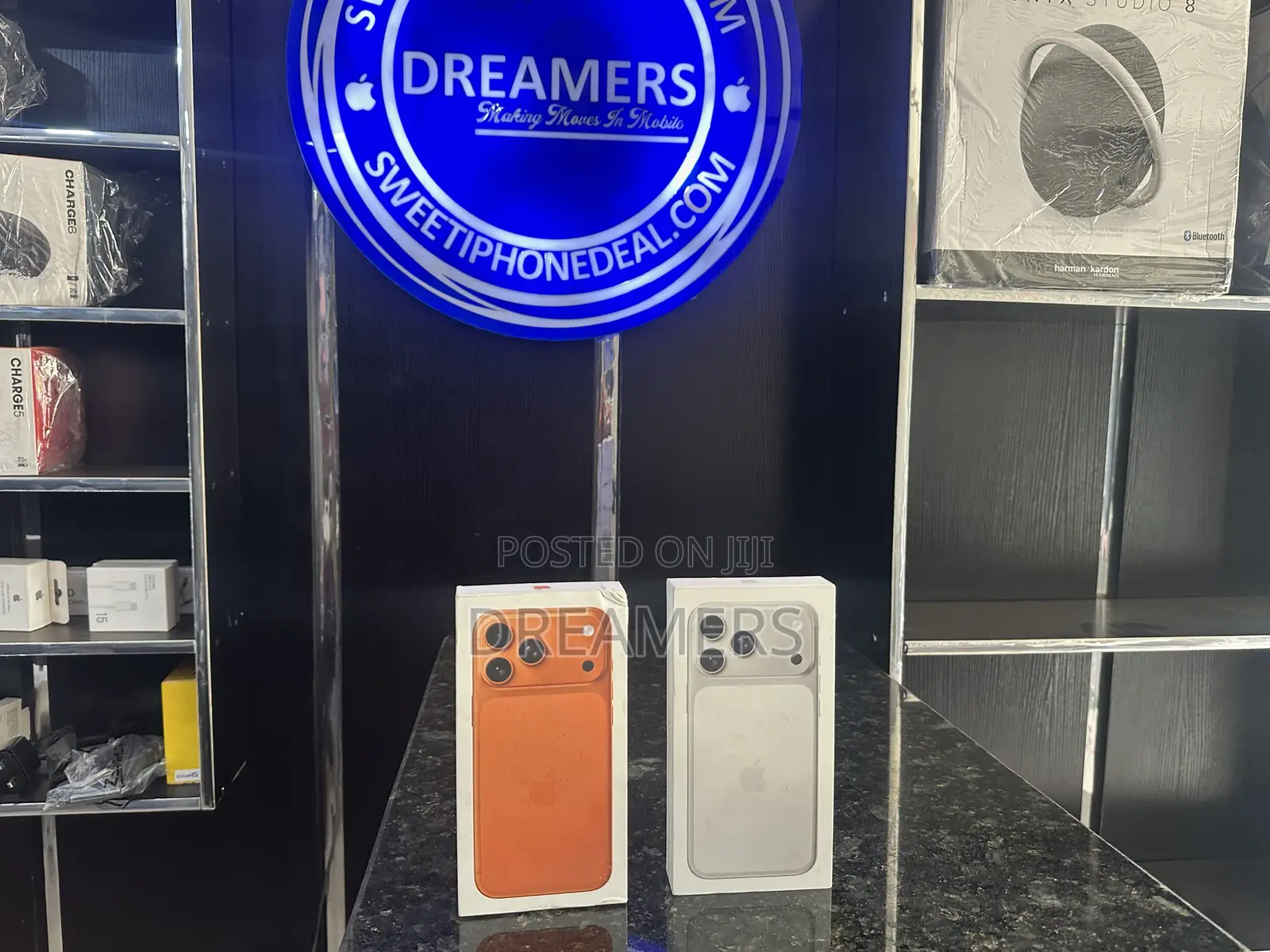 New Apple iPhone 17 Pro Max 256 GB Orange