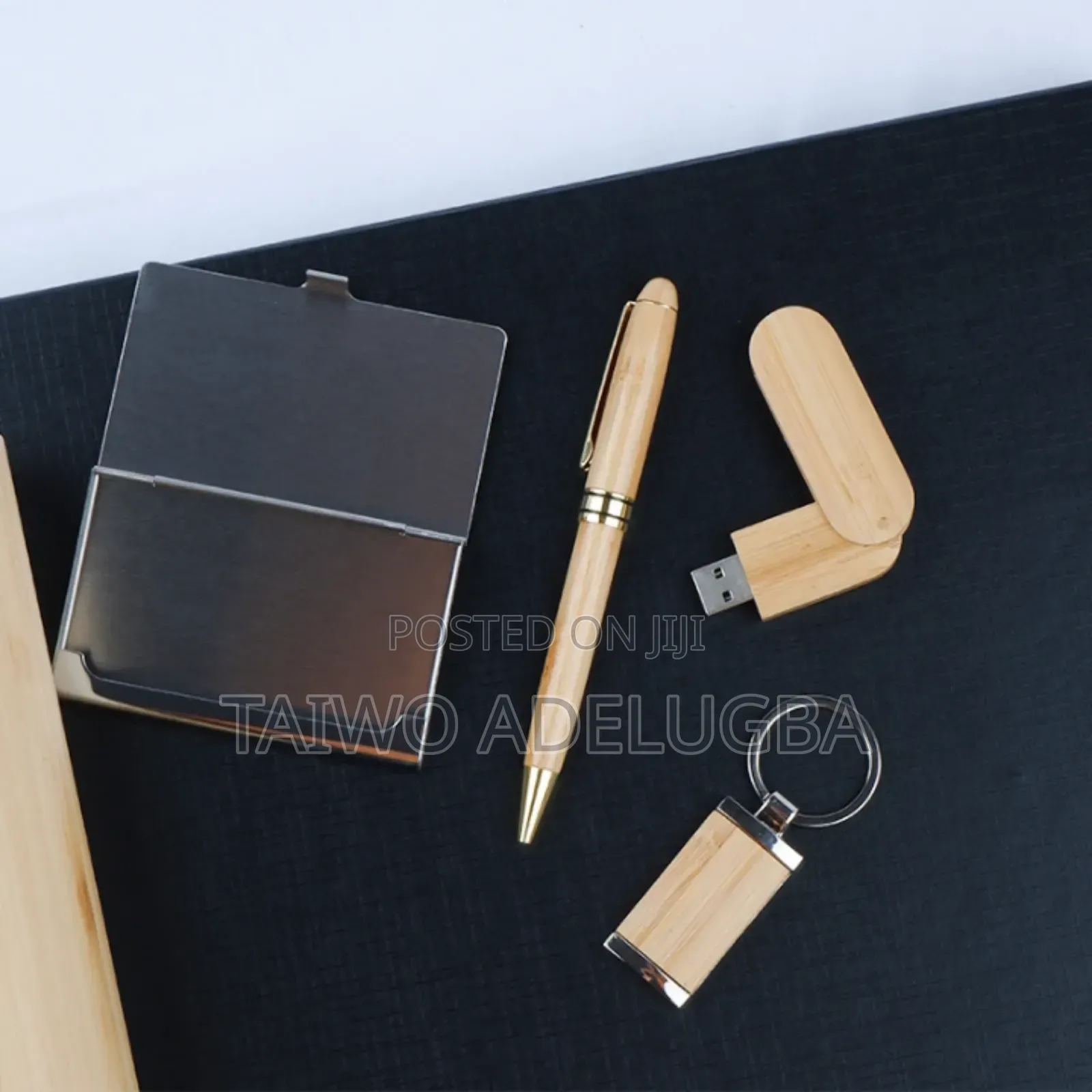 Conference Bamboo Gift Set With Keychain