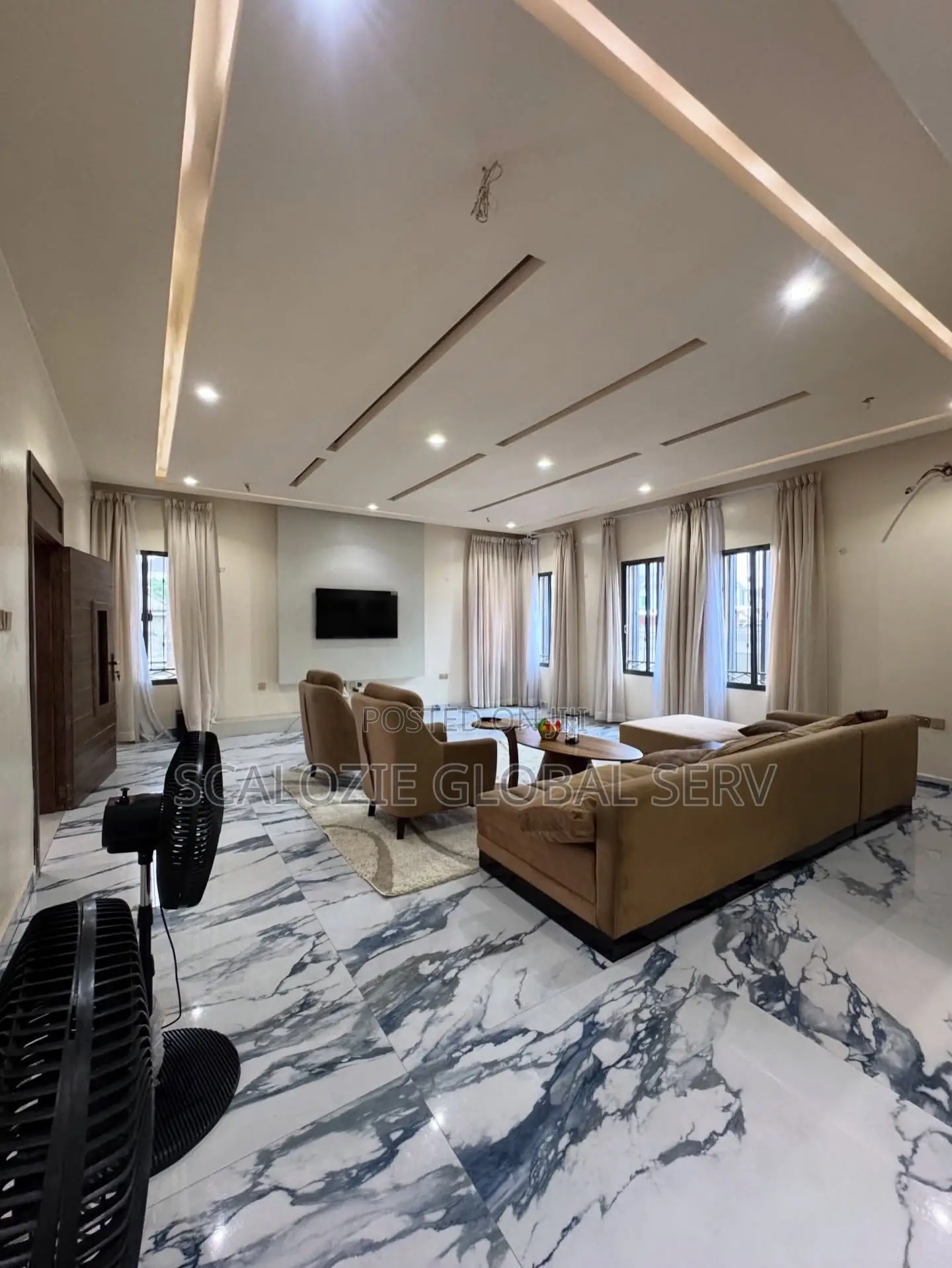7bdrm Duplex in Sars Road Port for sale