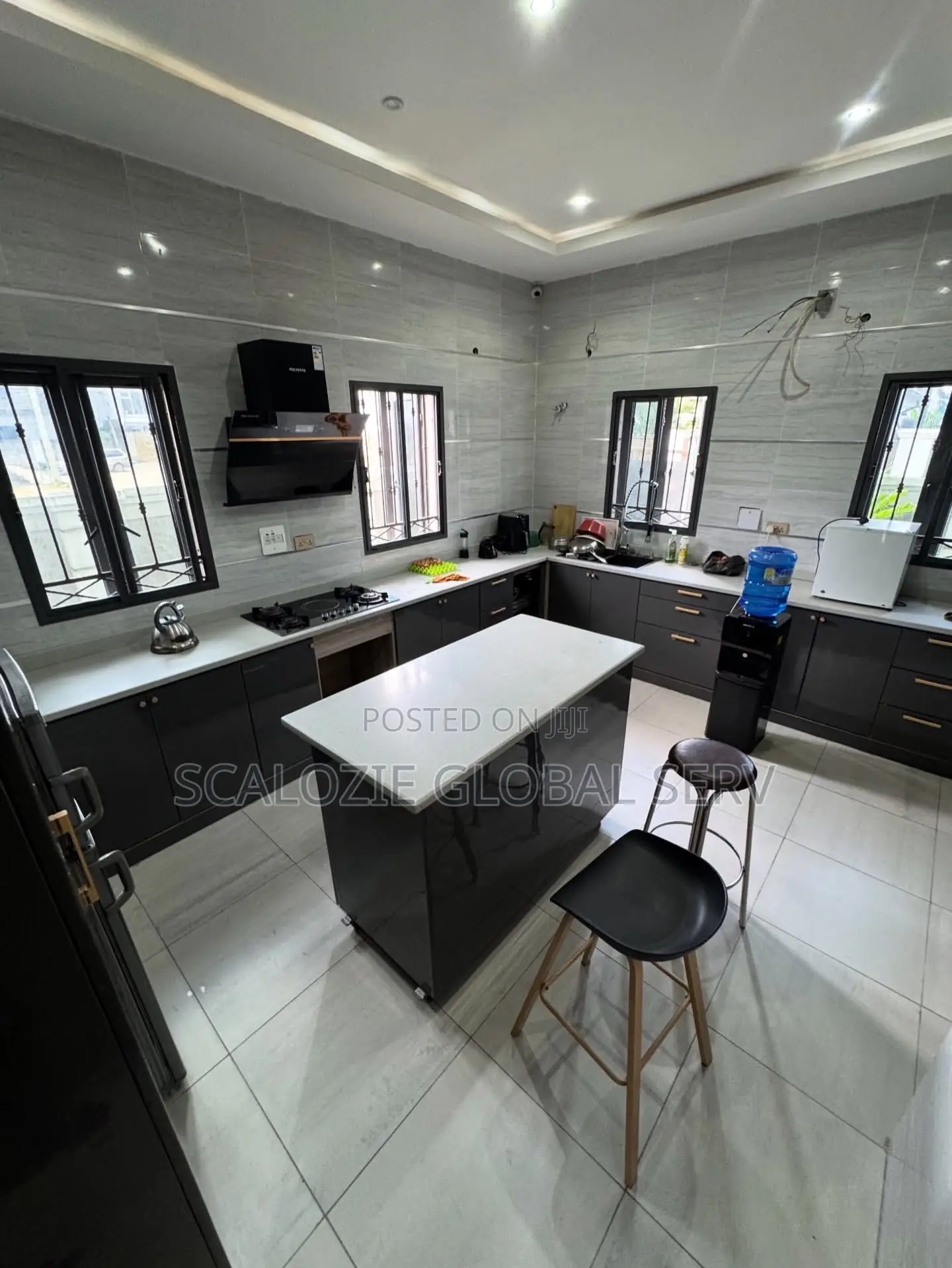 7bdrm Duplex in Sars Road Port for sale