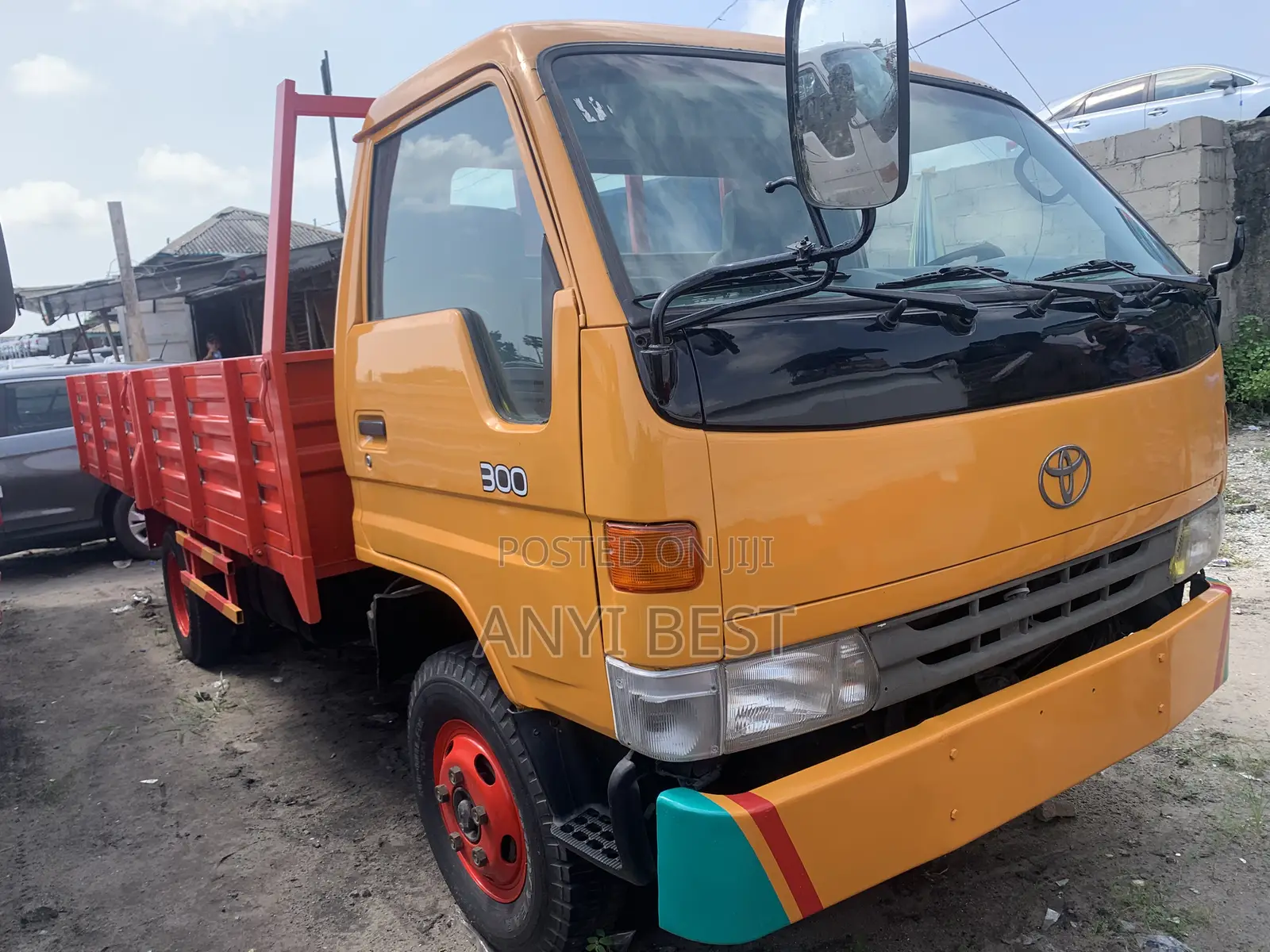 Toyota Dyna 300