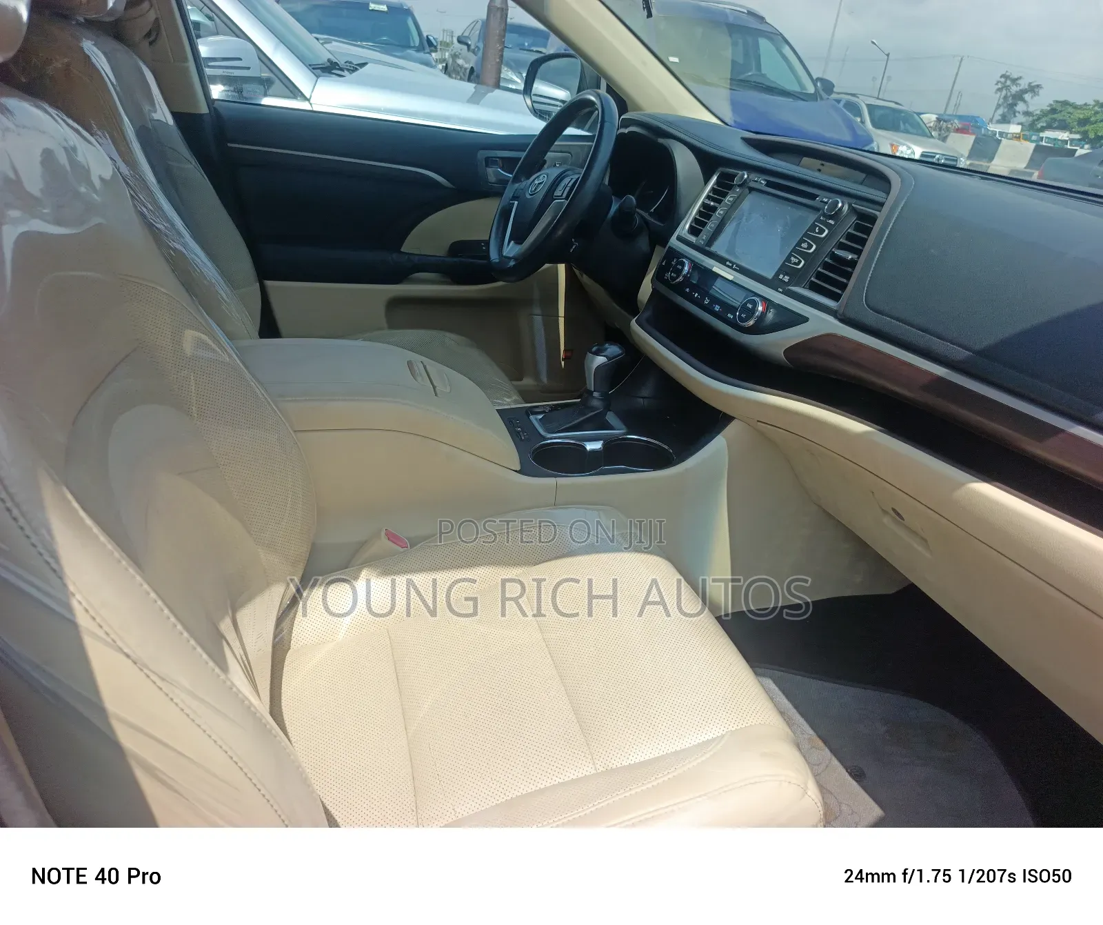 Toyota Highlander 2015 Red