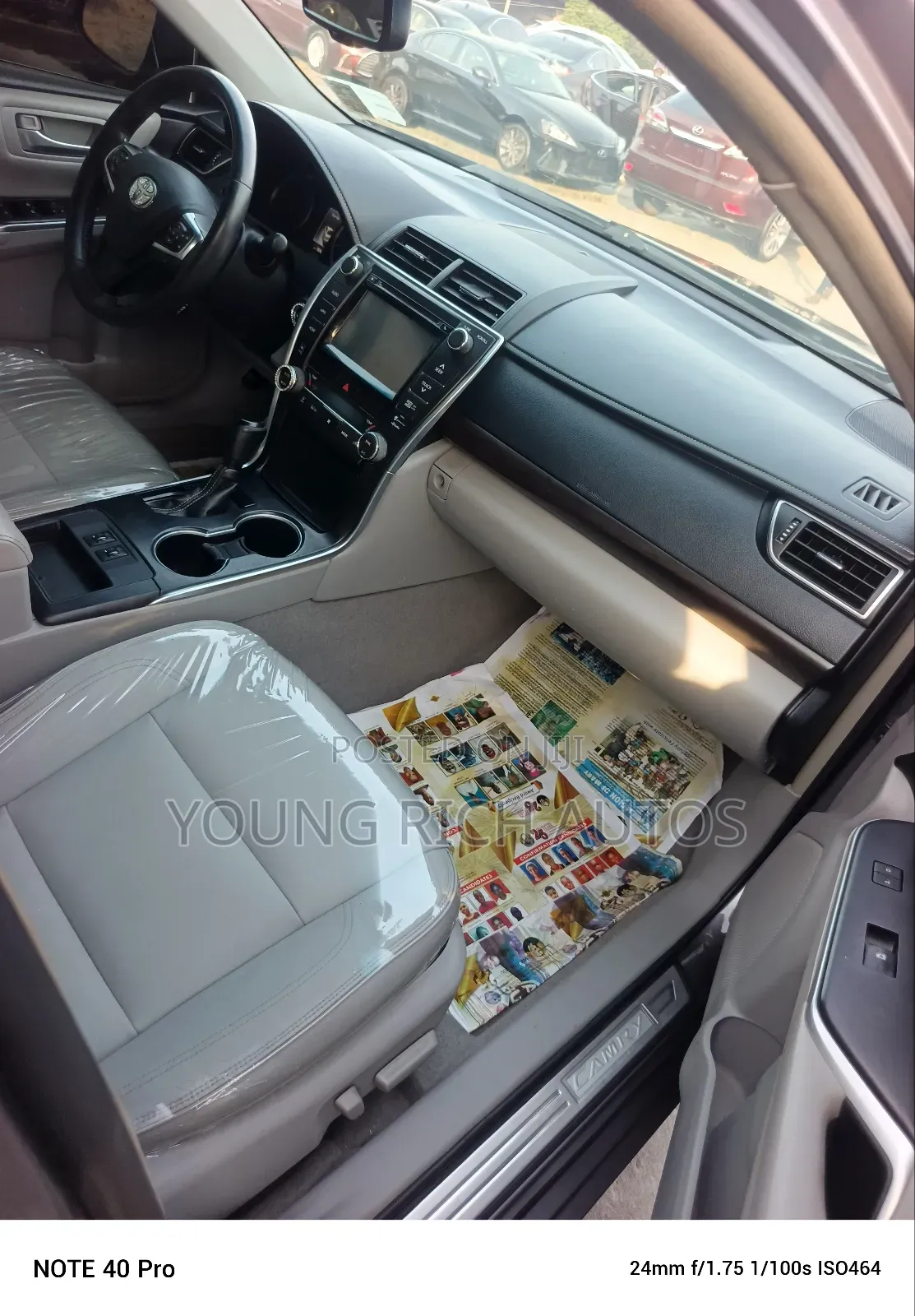Toyota Camry 2016 Gray