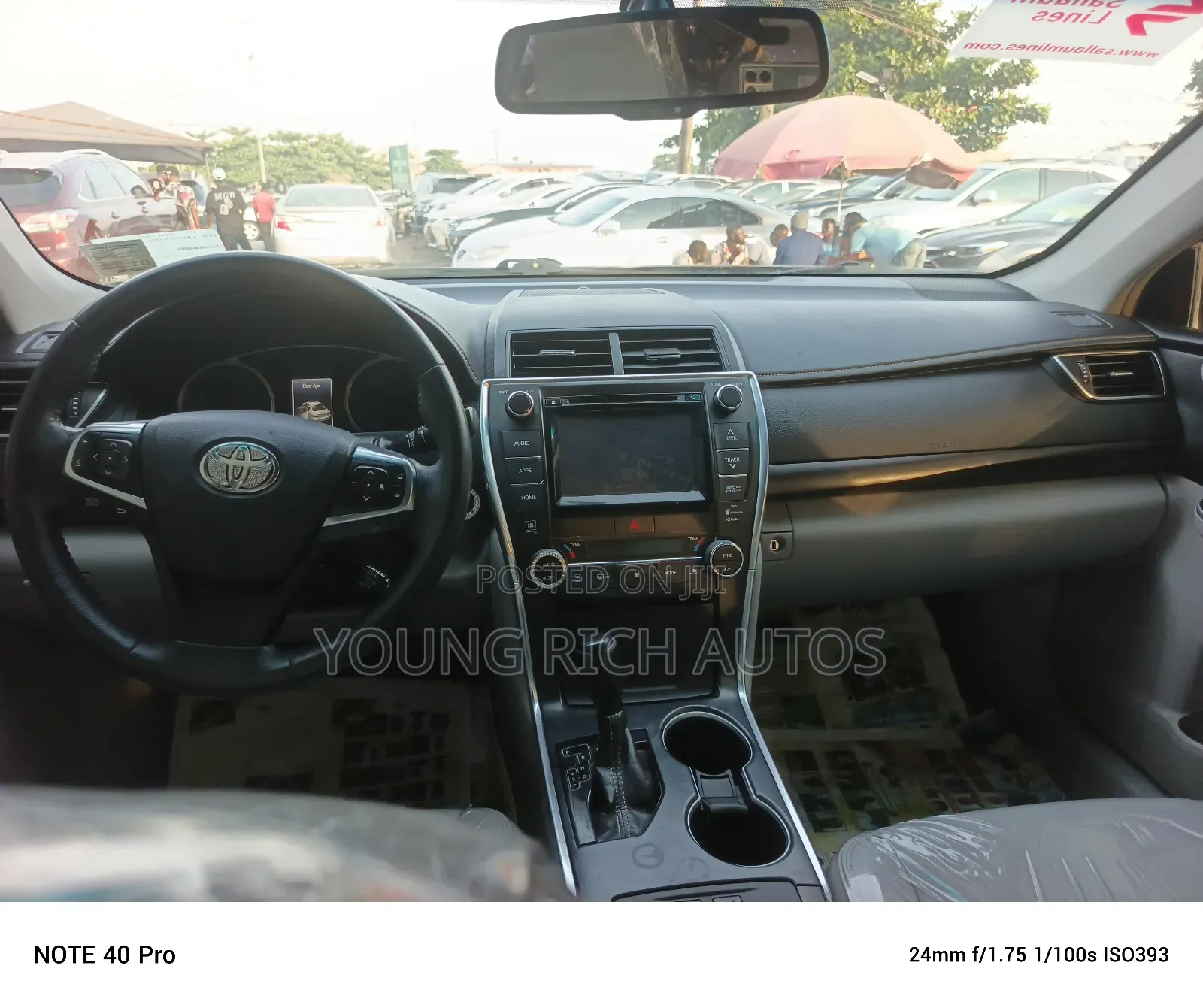 Toyota Camry 2016 Gray