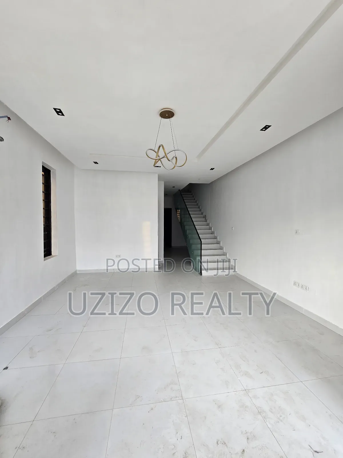 4bdrm Duplex in Ikota Gra for sale