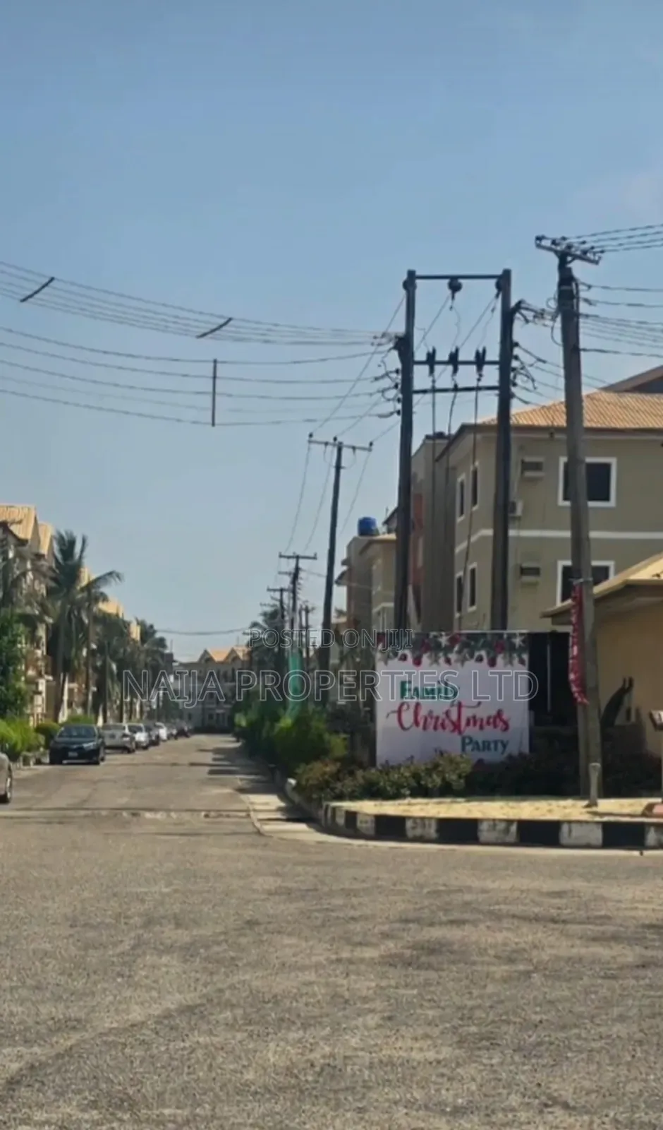 3bdrm Apartment in Osapa London, Lekki for sale