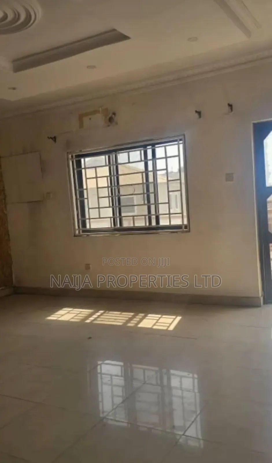 3bdrm Apartment in Osapa London, Lekki for sale