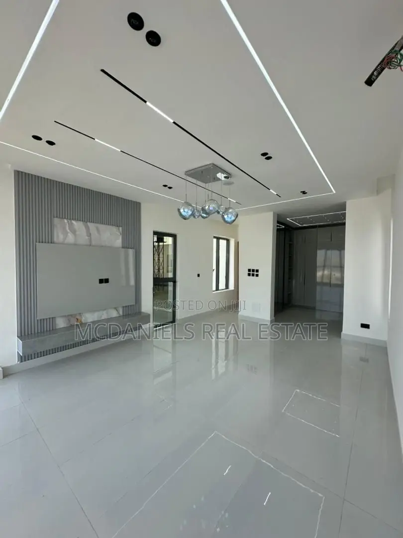 Furnished 5bdrm Duplex in VGC / Ajah for sale