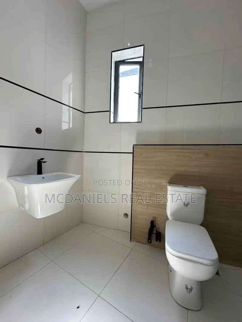 Furnished 5bdrm Duplex in VGC / Ajah for sale