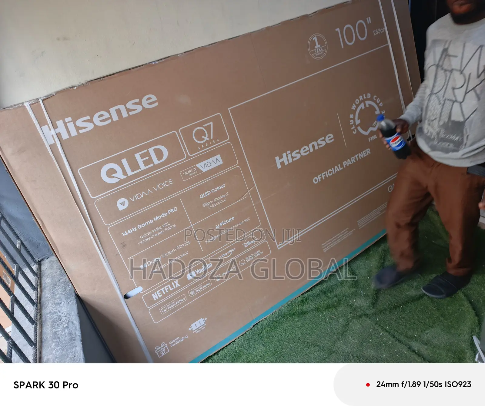 Hisense Tv100q7q High-resolution 100-inch Tv