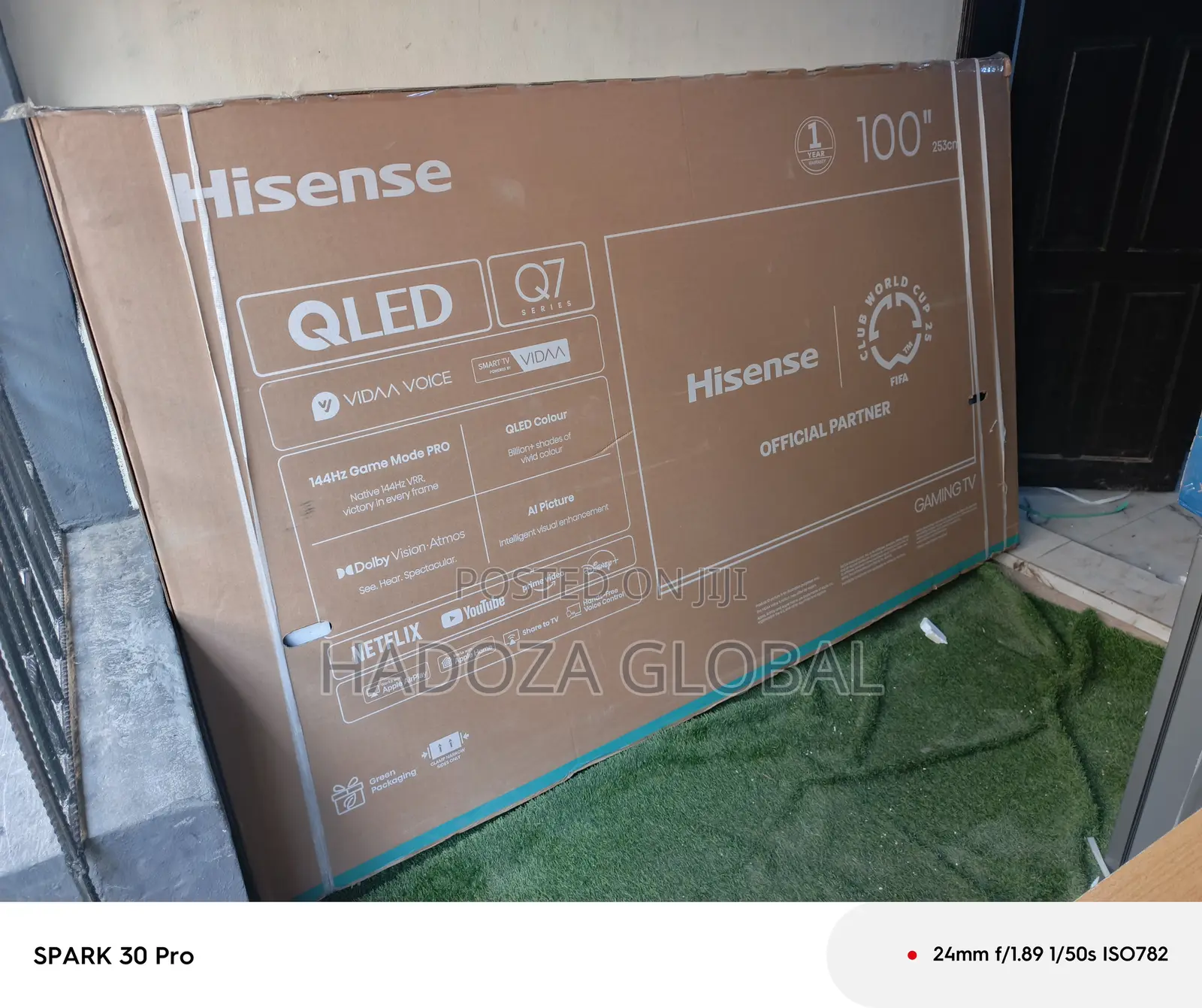 Hisense Tv100q7q 100-inch Living Room Tv