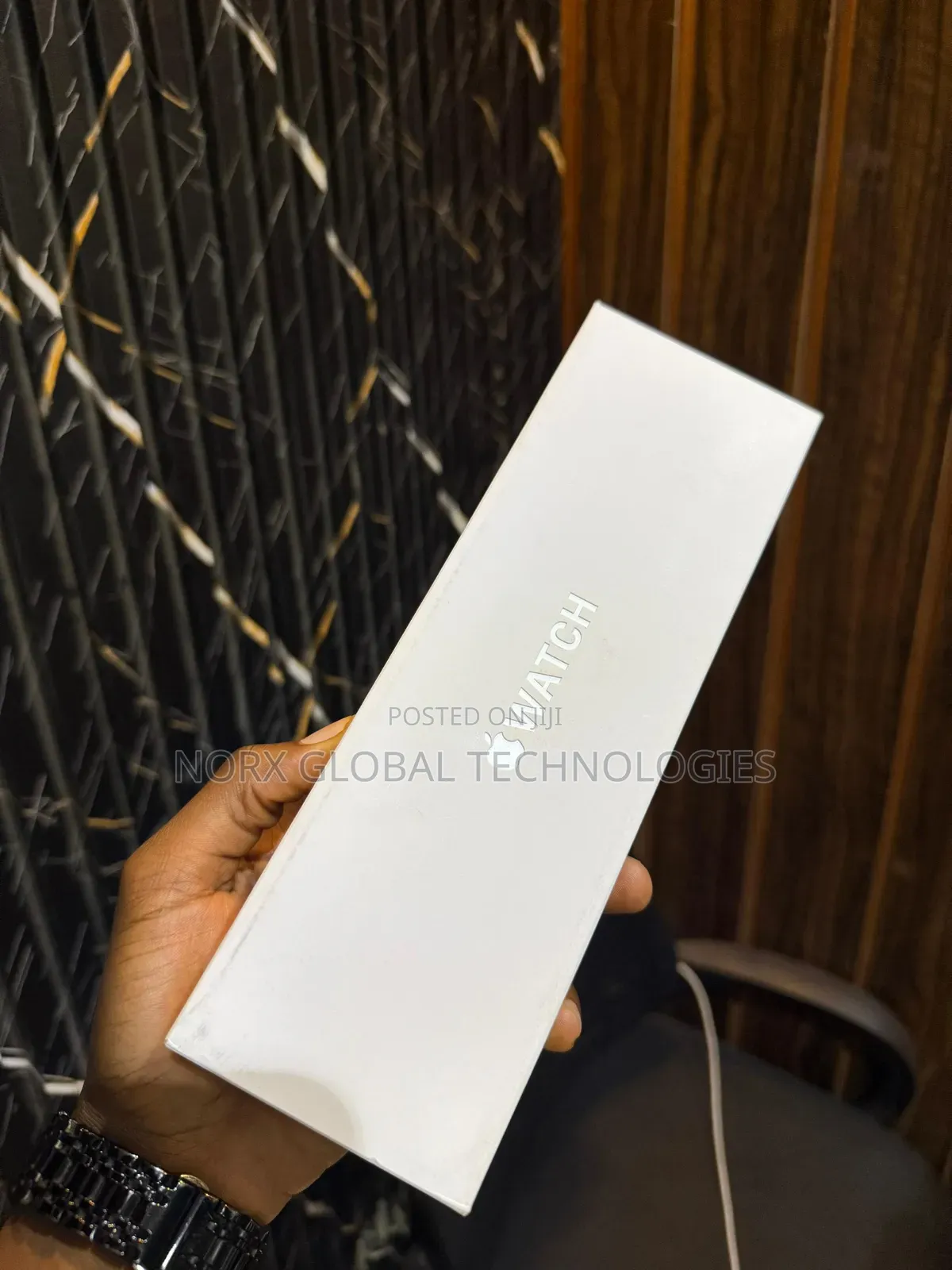 Brand New Non Active 
Series 11 42mm 
Jet Black 
Gps||Lte