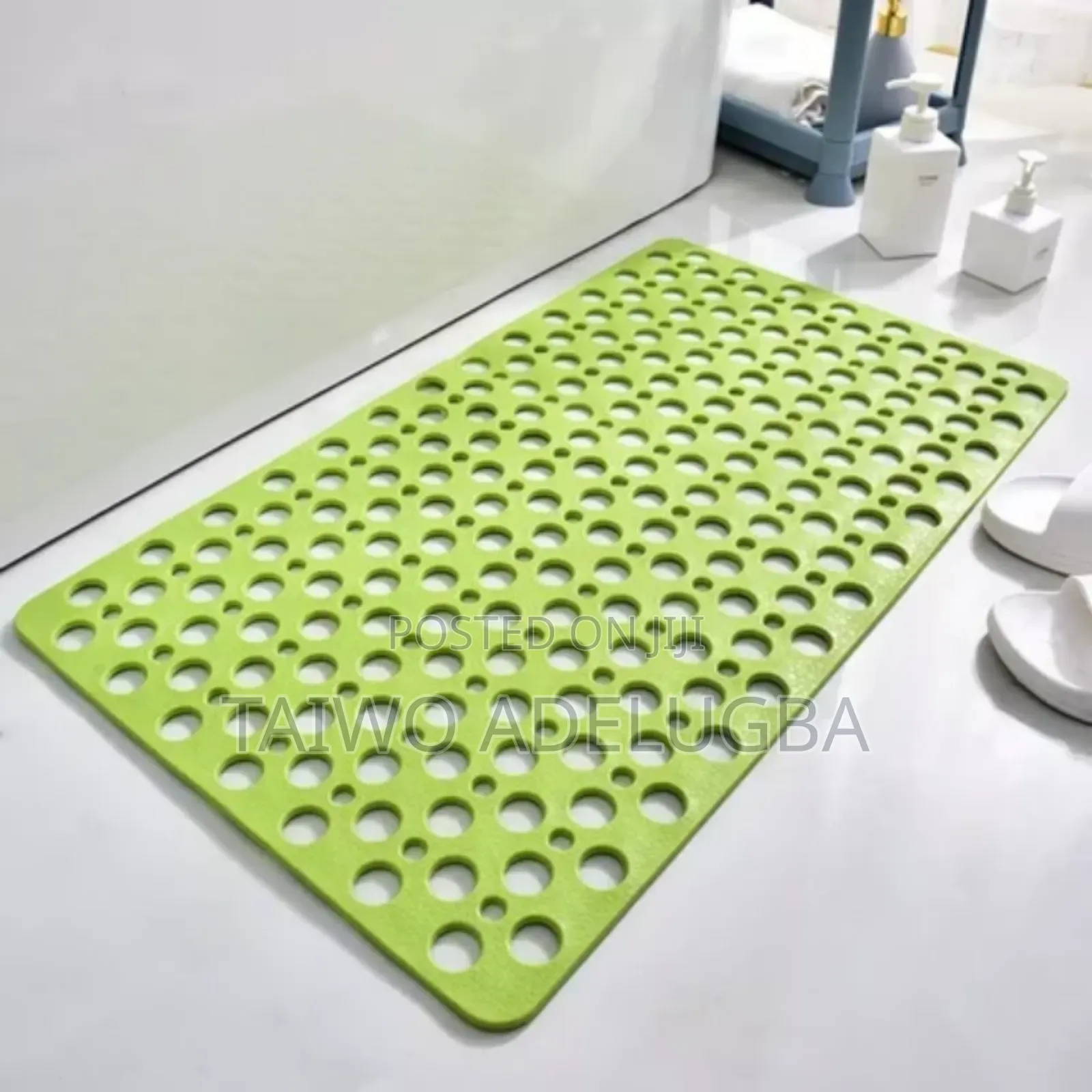 Hallow Mat With Different Colors