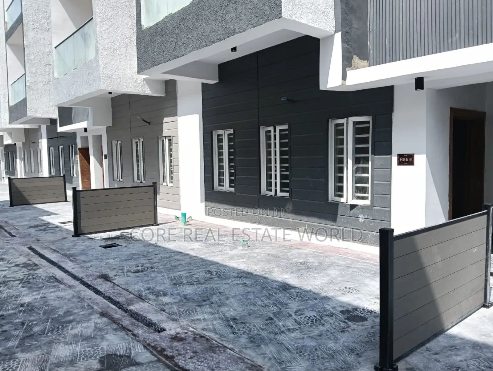 4bdrm Duplex in Ogufayo, Lakowe for sale
