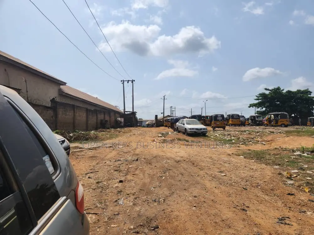 One Acre of Commercial Land in a Strategic Location