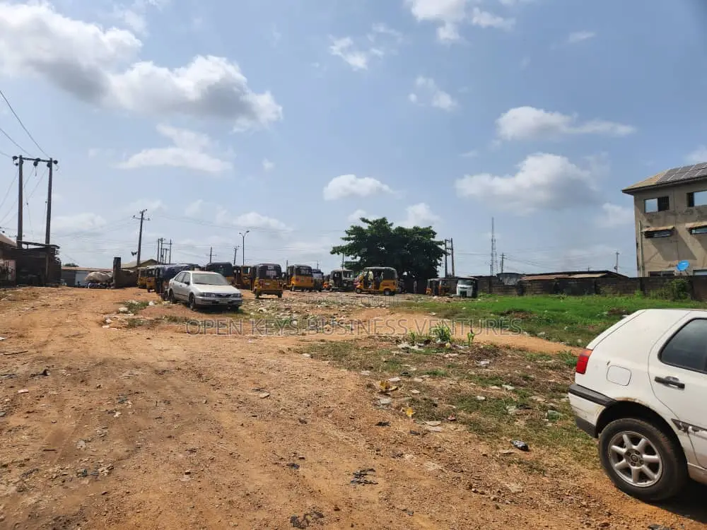 One Acre of Commercial Land in a Strategic Location