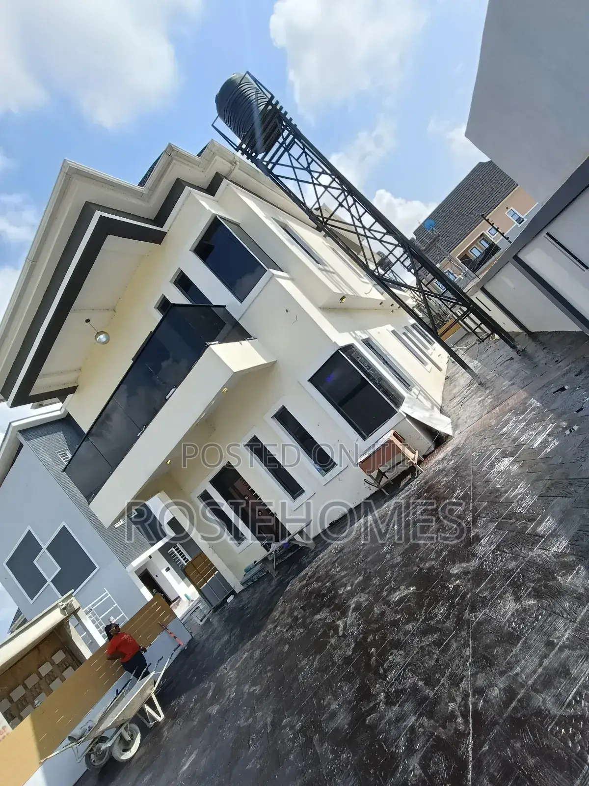 4bdrm Duplex in Ogufayo, Elerangbe for sale