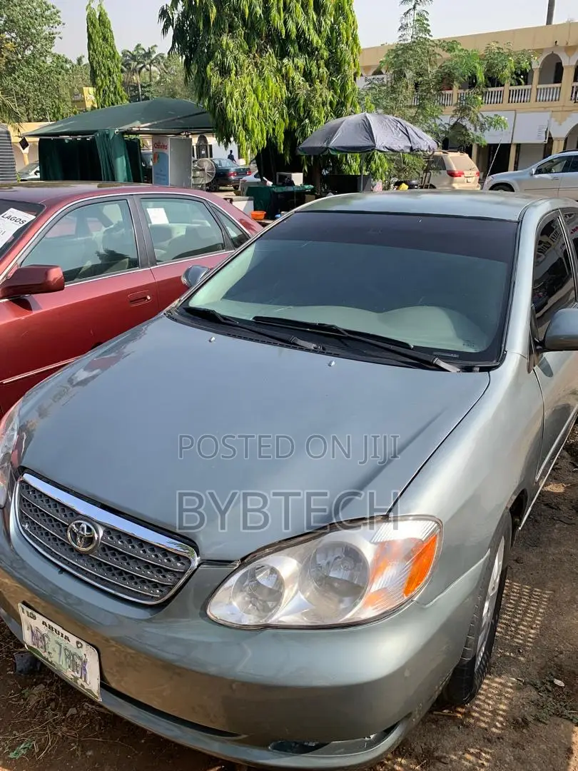 Toyota Corolla 2004 Silver