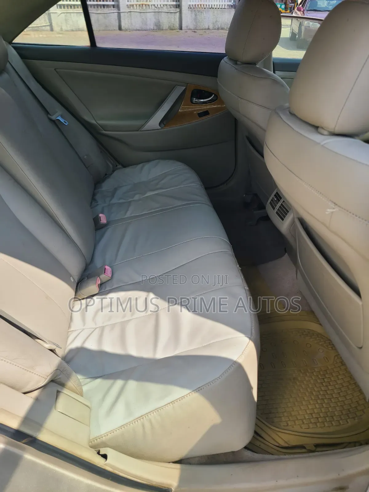 Toyota Camry XLE V6 4dr Sedan (3.5L 6cyl 6AM) 2008 Gold