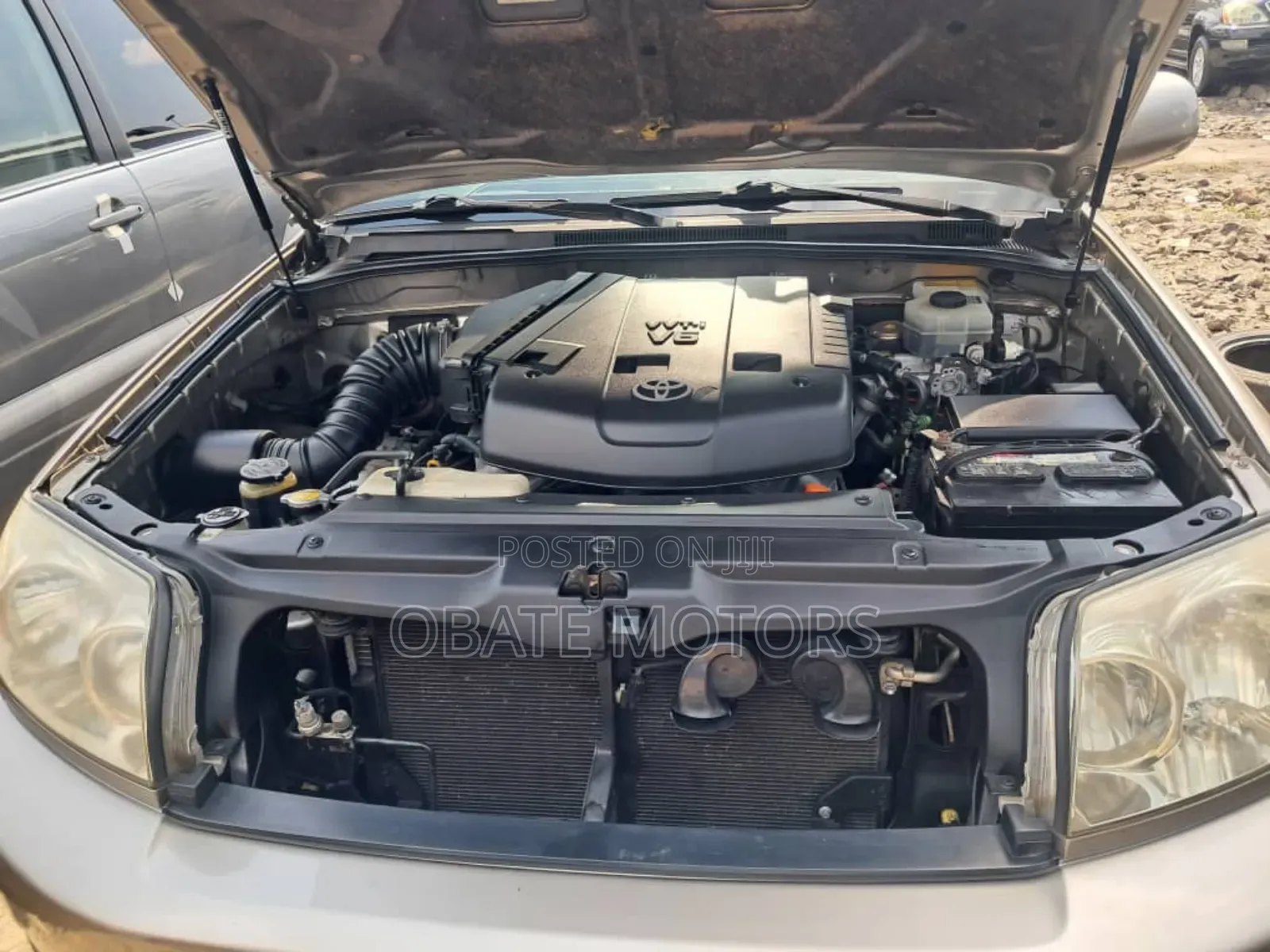 Toyota 4-Runner Limited V6 2005 Gold