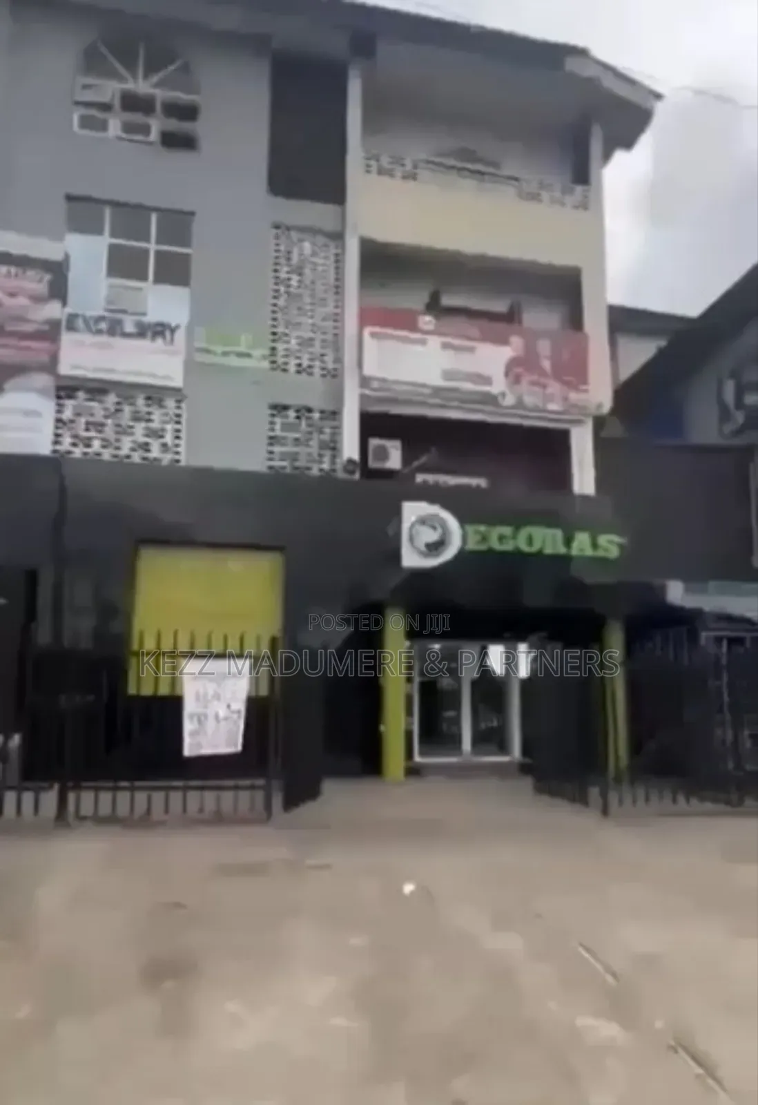 For Sale : 3 Storey Building Commercial Plaza on Aba Rd, Port Harcourt