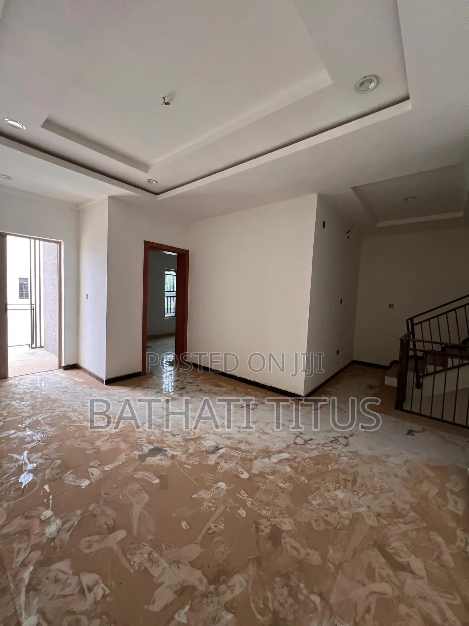 5bdrm Duplex in Kado for rent