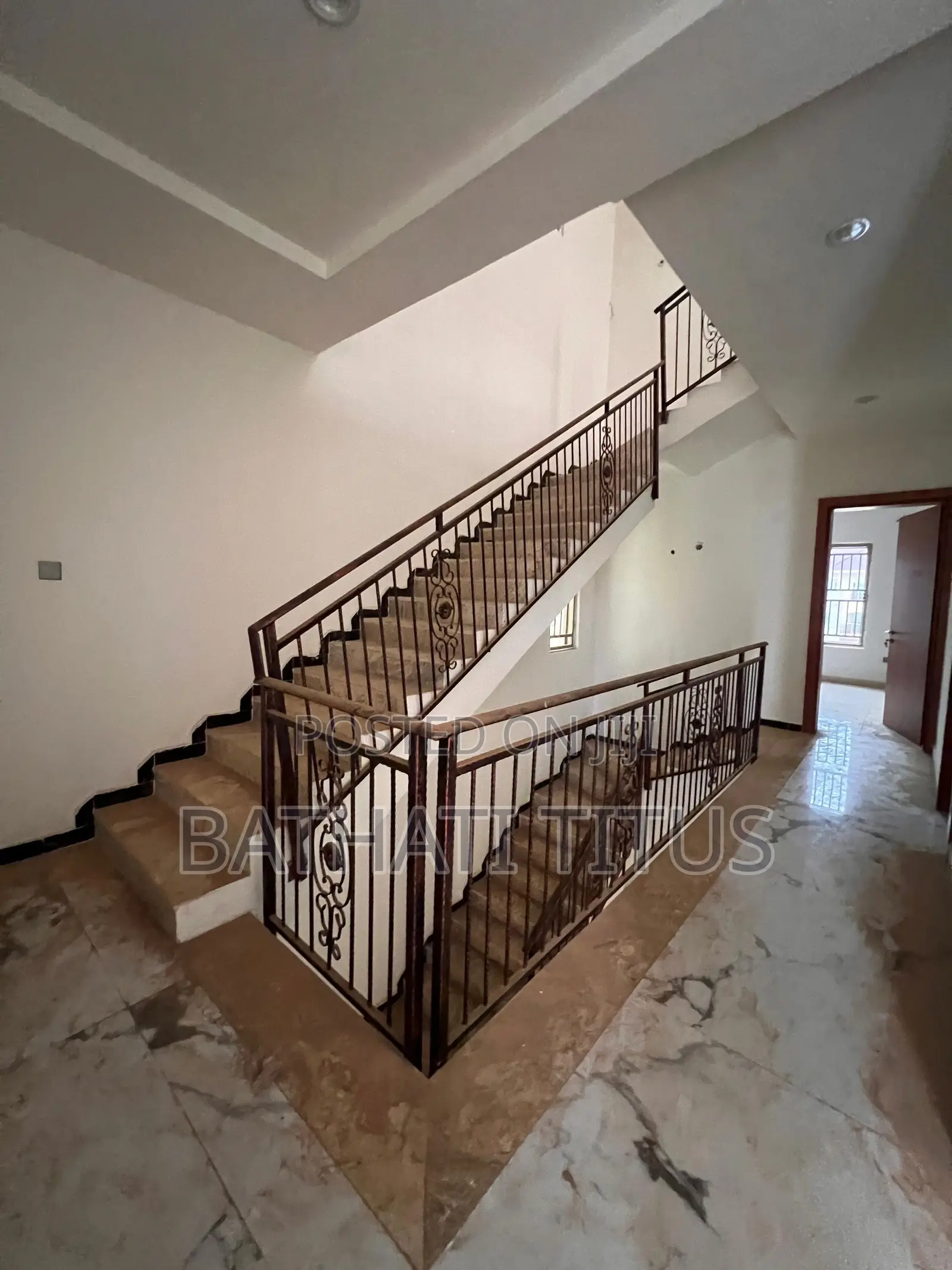 5bdrm Duplex in Kado for rent