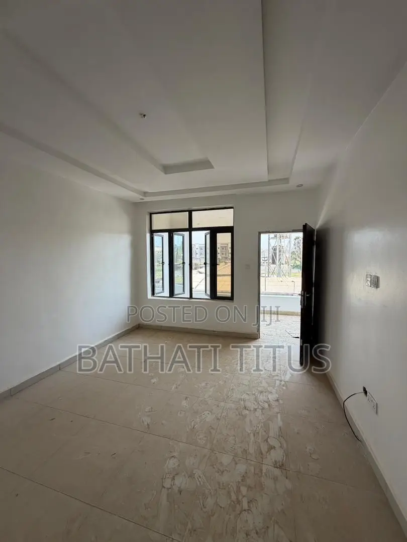 4bdrm Duplex in Kado for rent