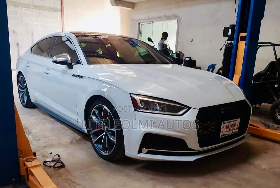 Audi S5 3.0T Premium AWD quattro Sportback 2019 White
