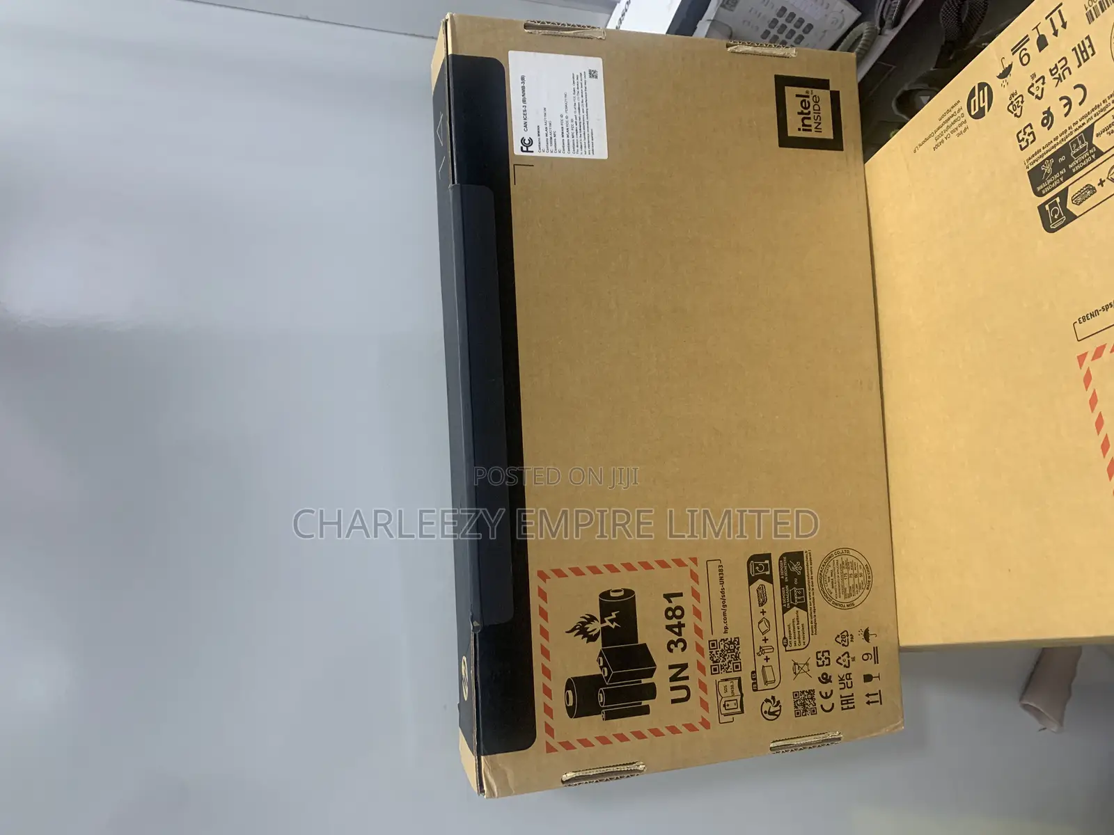 New Laptop HP OmniBook 5 Flip 8GB Intel Core I5 SSD 512GB