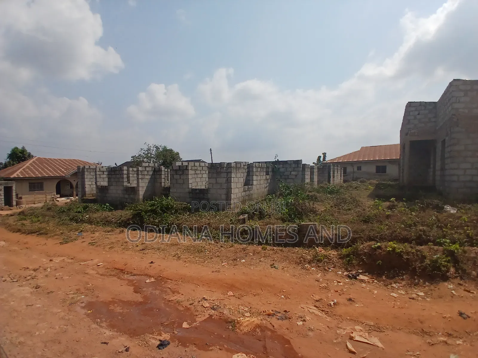3bdrm Bungalow in Ologuneru, Ibadan for sale
