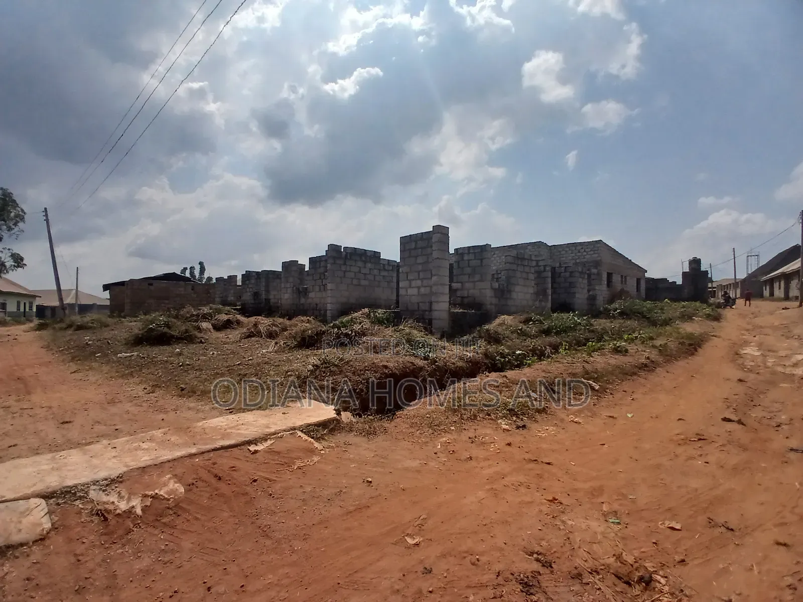 3bdrm Bungalow in Ologuneru, Ibadan for sale