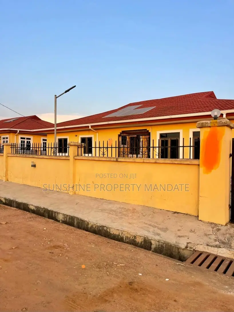 Furnished 3bdrm Bungalow in Sunshine Garden, Akure for sale