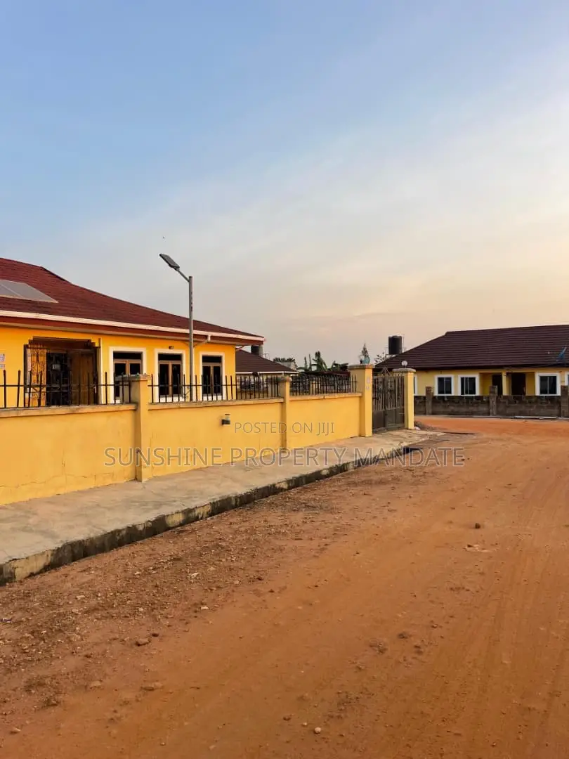 Furnished 3bdrm Bungalow in Sunshine Garden, Akure for sale