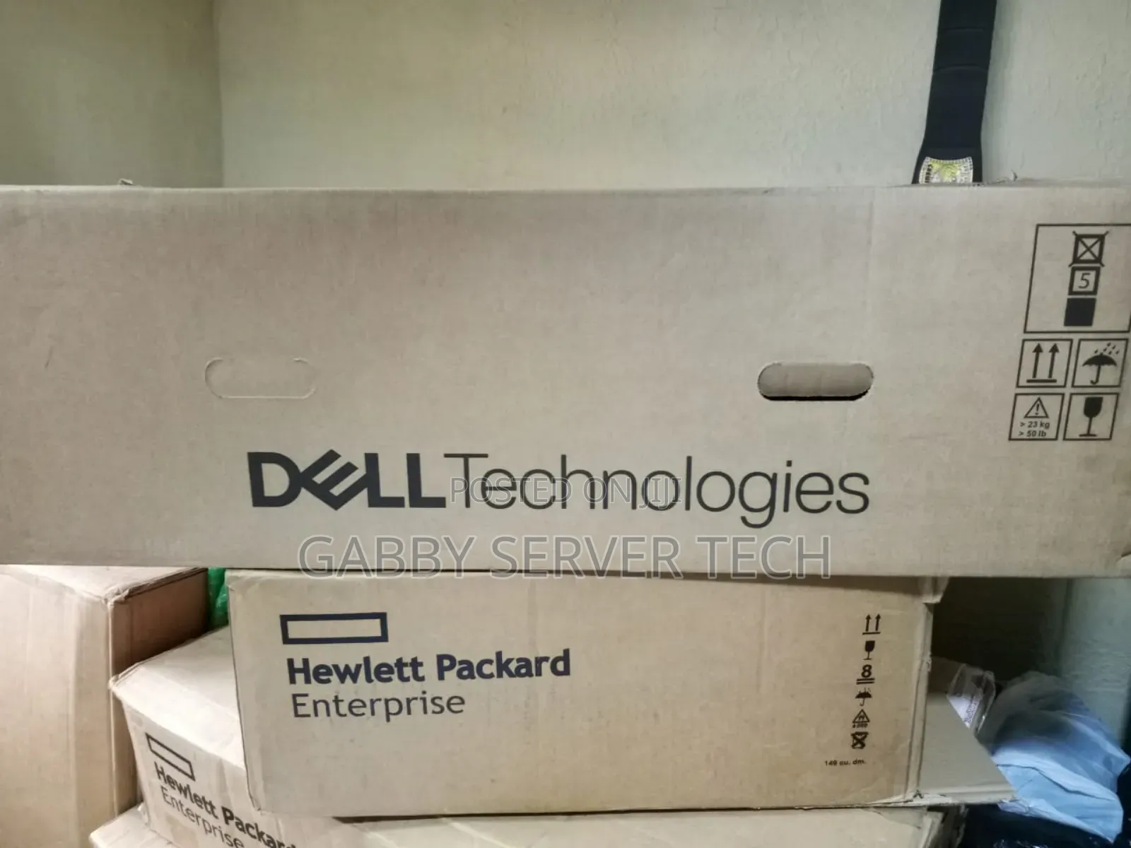 New Server Dell PowerEdge R640 64GB Intel Xeon HDD+SSD 2T