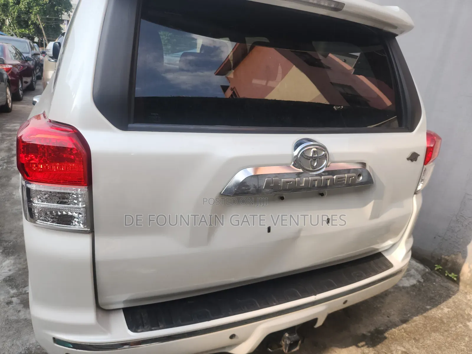 Toyota 4-Runner SR5 2WD 2012 White