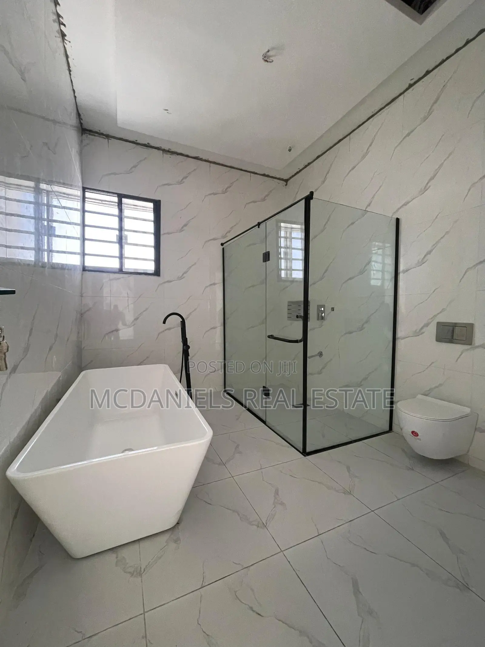 Furnished 5bdrm Duplex in VGC / Ajah for sale