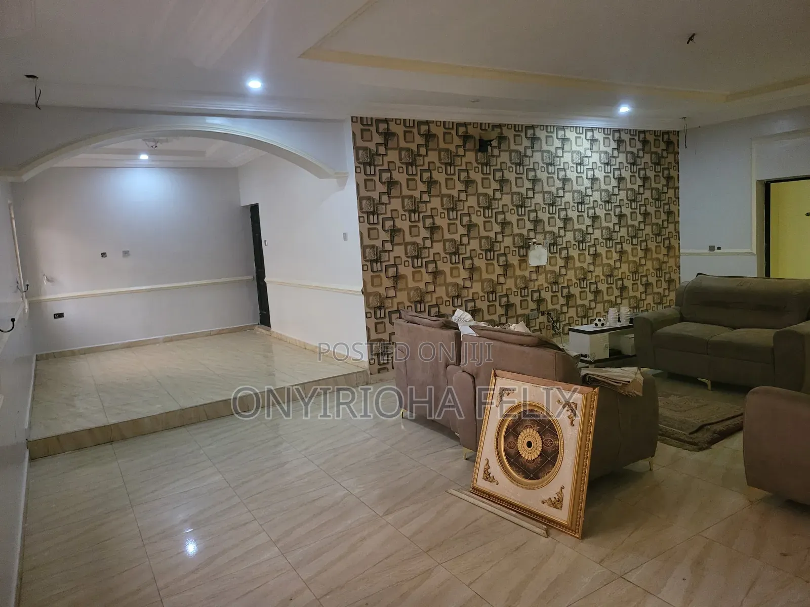 8bdrm Duplex in Guzape for rent