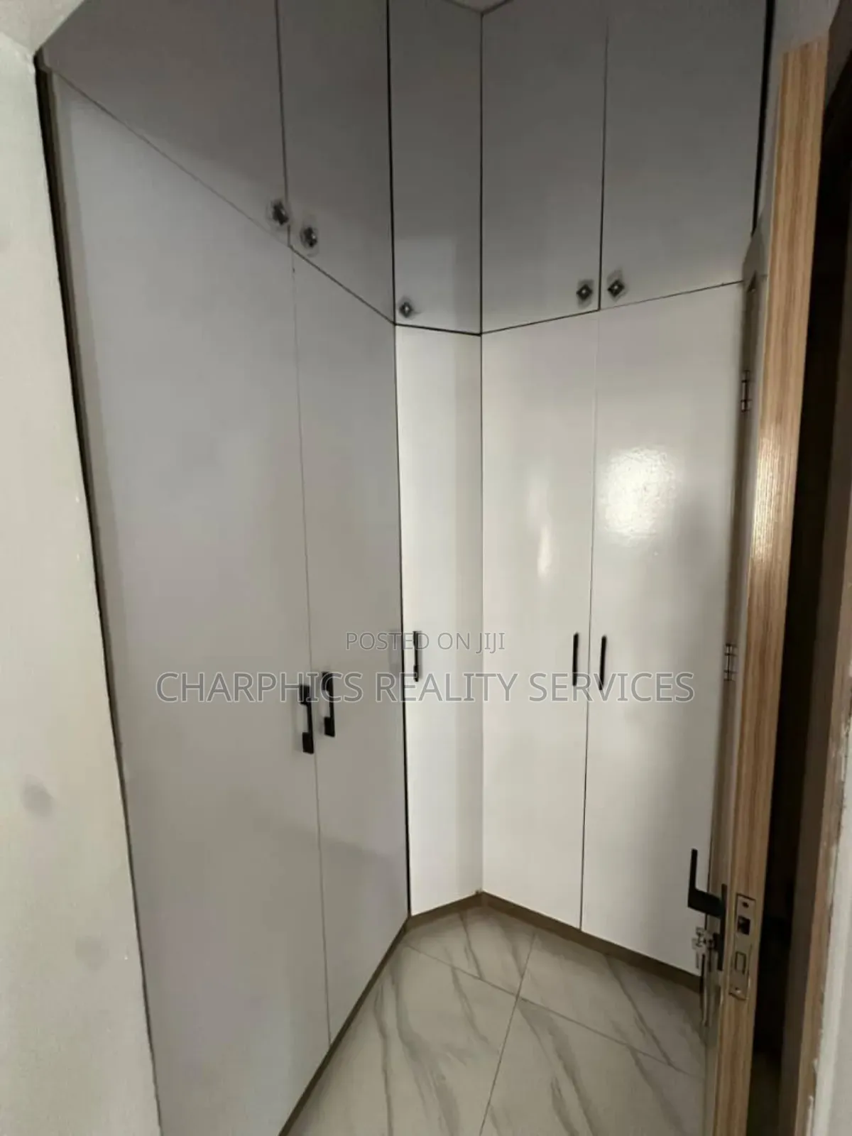 4bdrm Duplex in Lekki Phase 2 for rent
