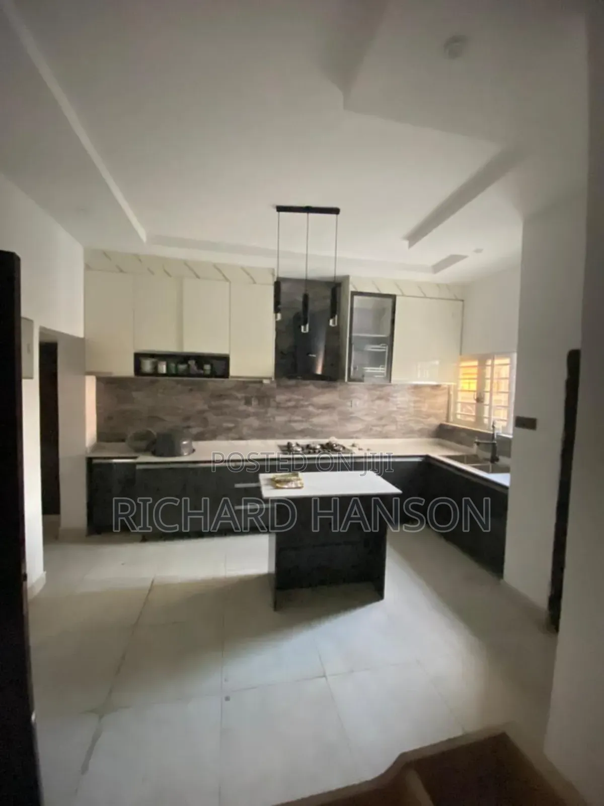 4bdrm Duplex in Close To Skymall, Ajah for rent