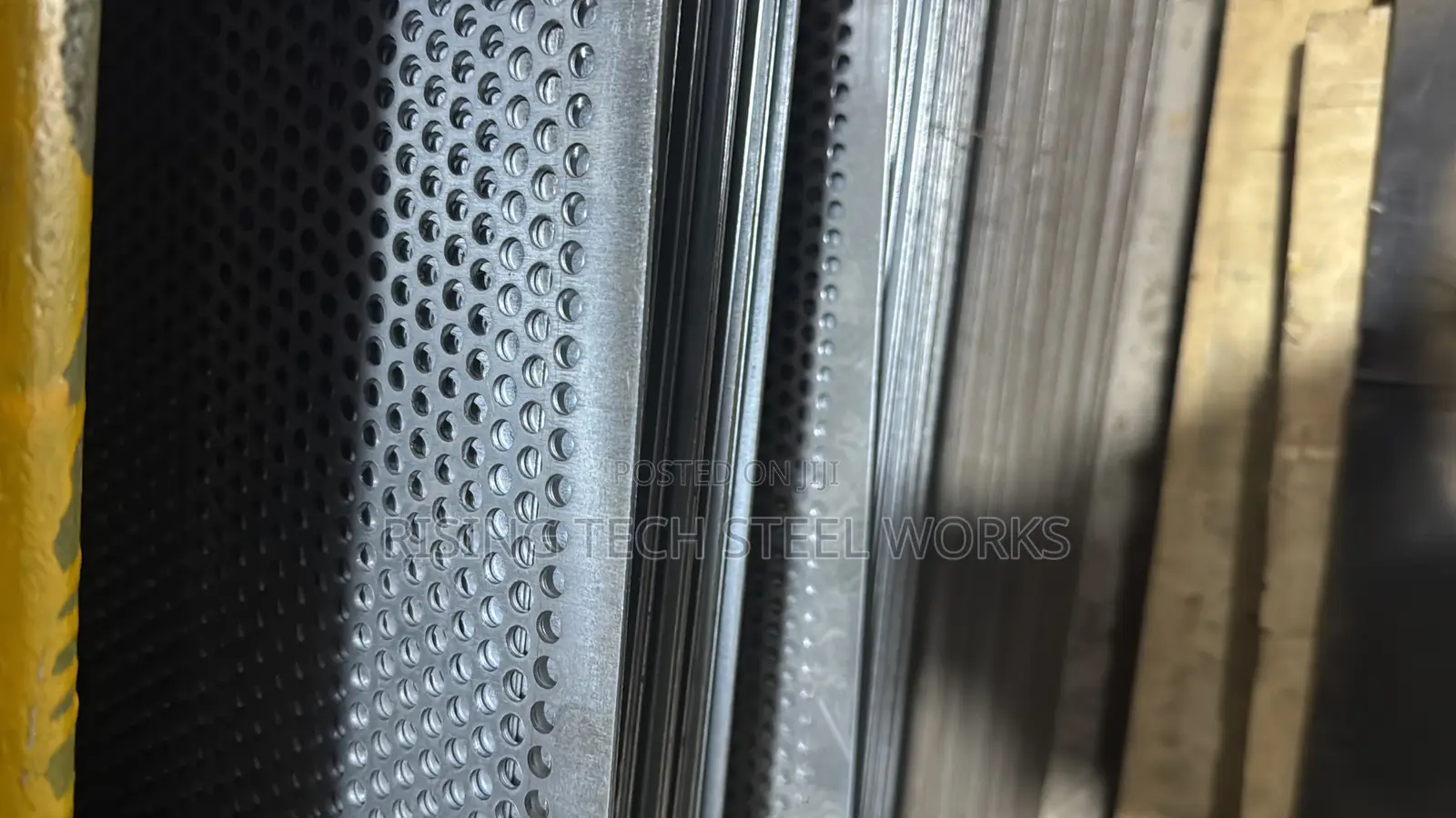 Galvanize Perforated  2mm Thickness 5mm Hole